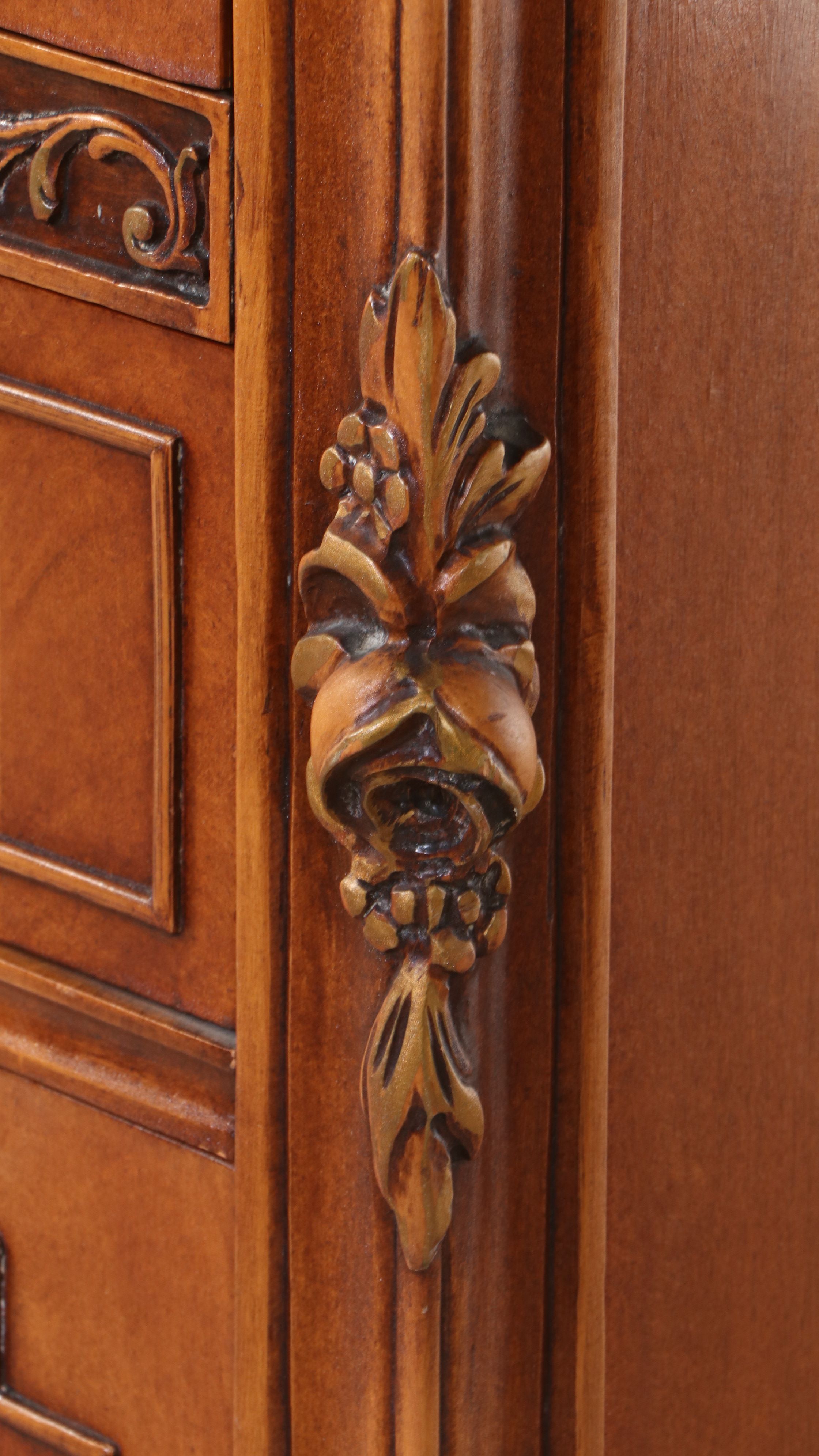 Joerns Rococo Style Carved Mahogany Chest of Drawers, Early 20th Century