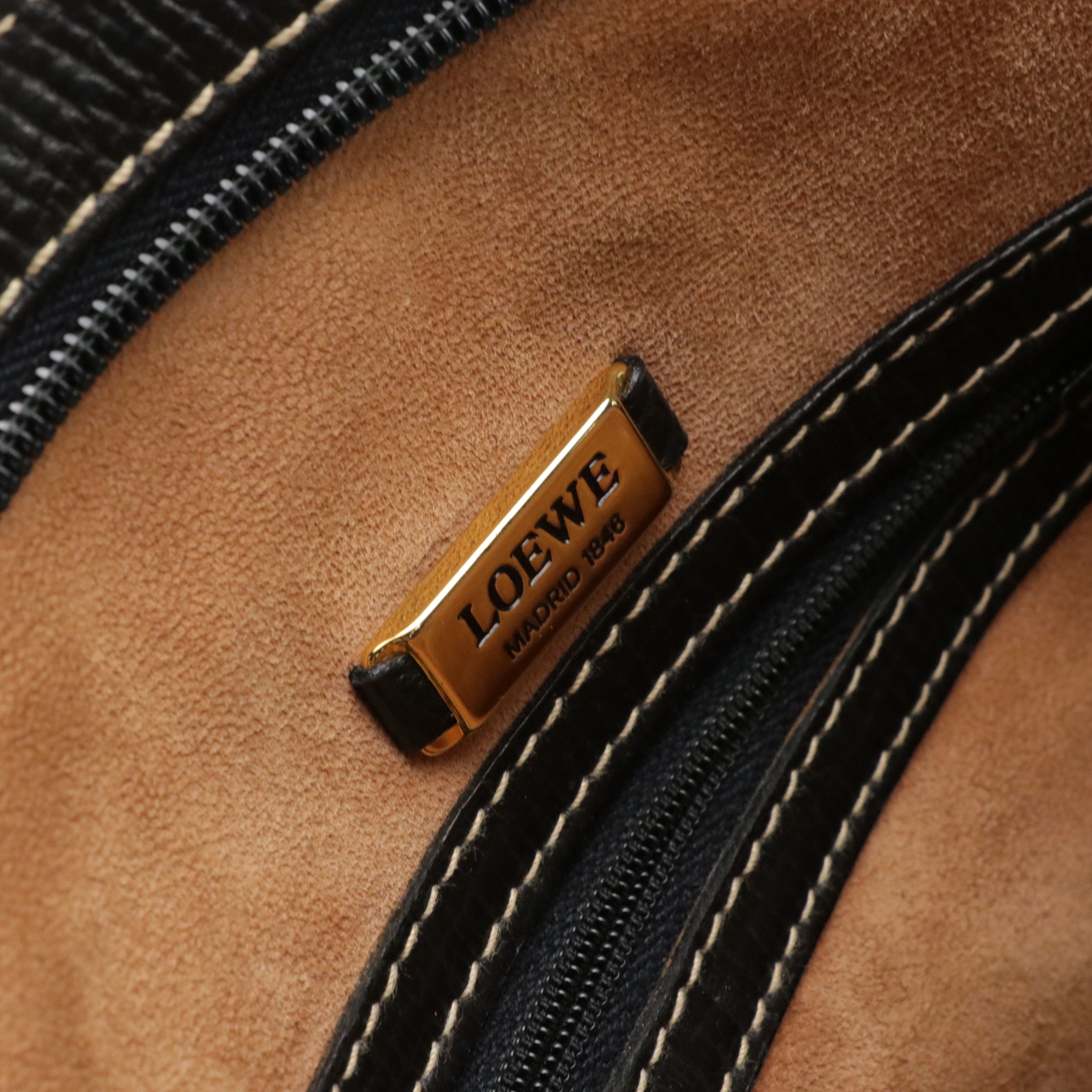 Loewe Shoulder Bag in Black Grained Leather