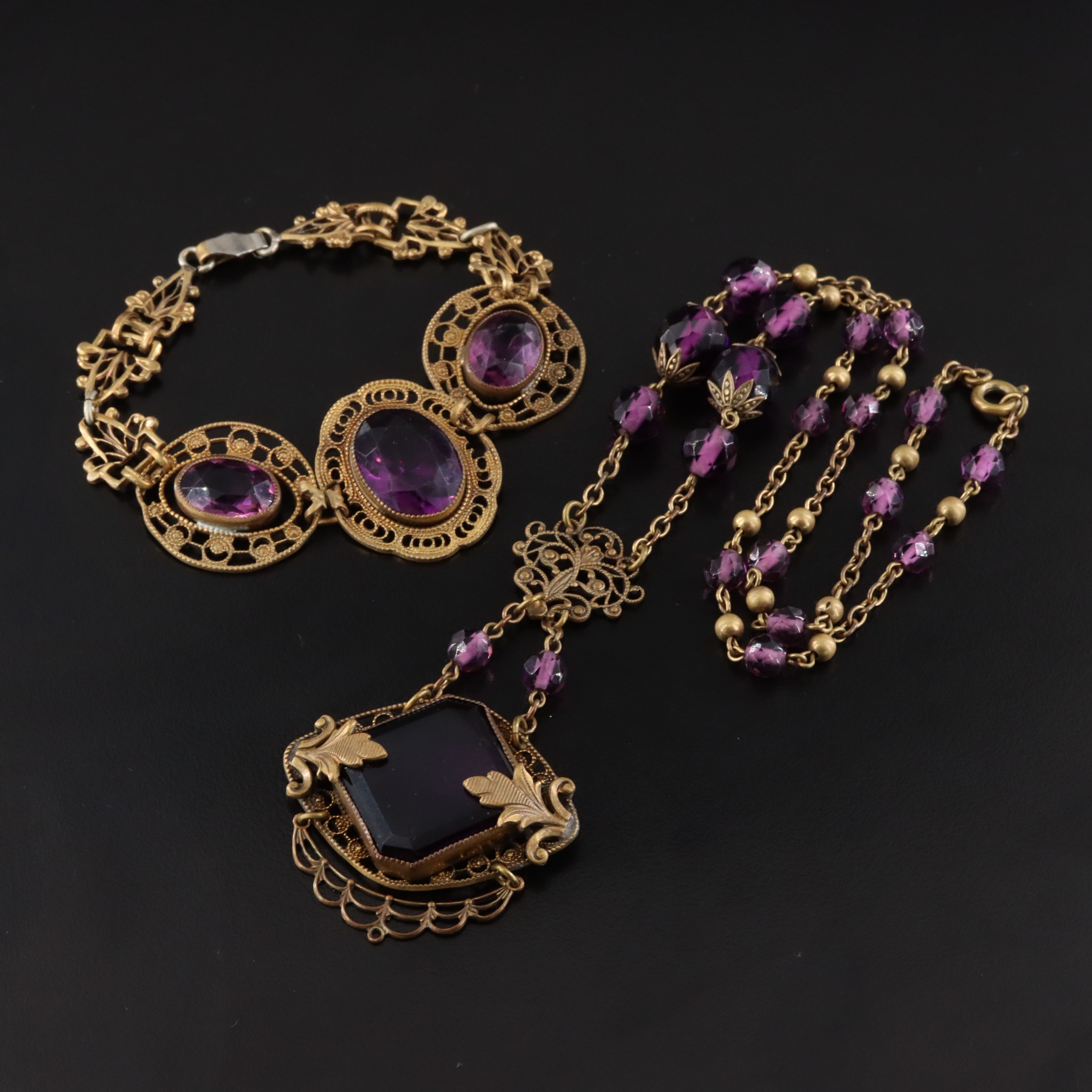 1940s Glass Necklace and Bracelet