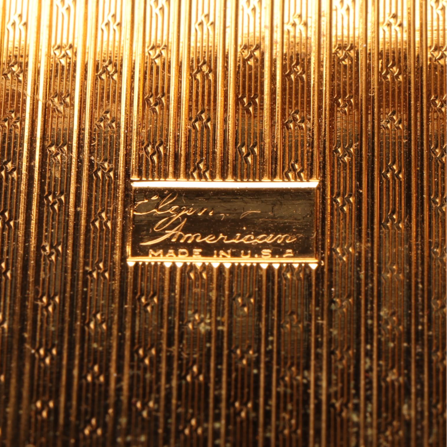 Elgin Gold Finish Compacts with Brass Finish Hand Mirrors and Ceneter Pen