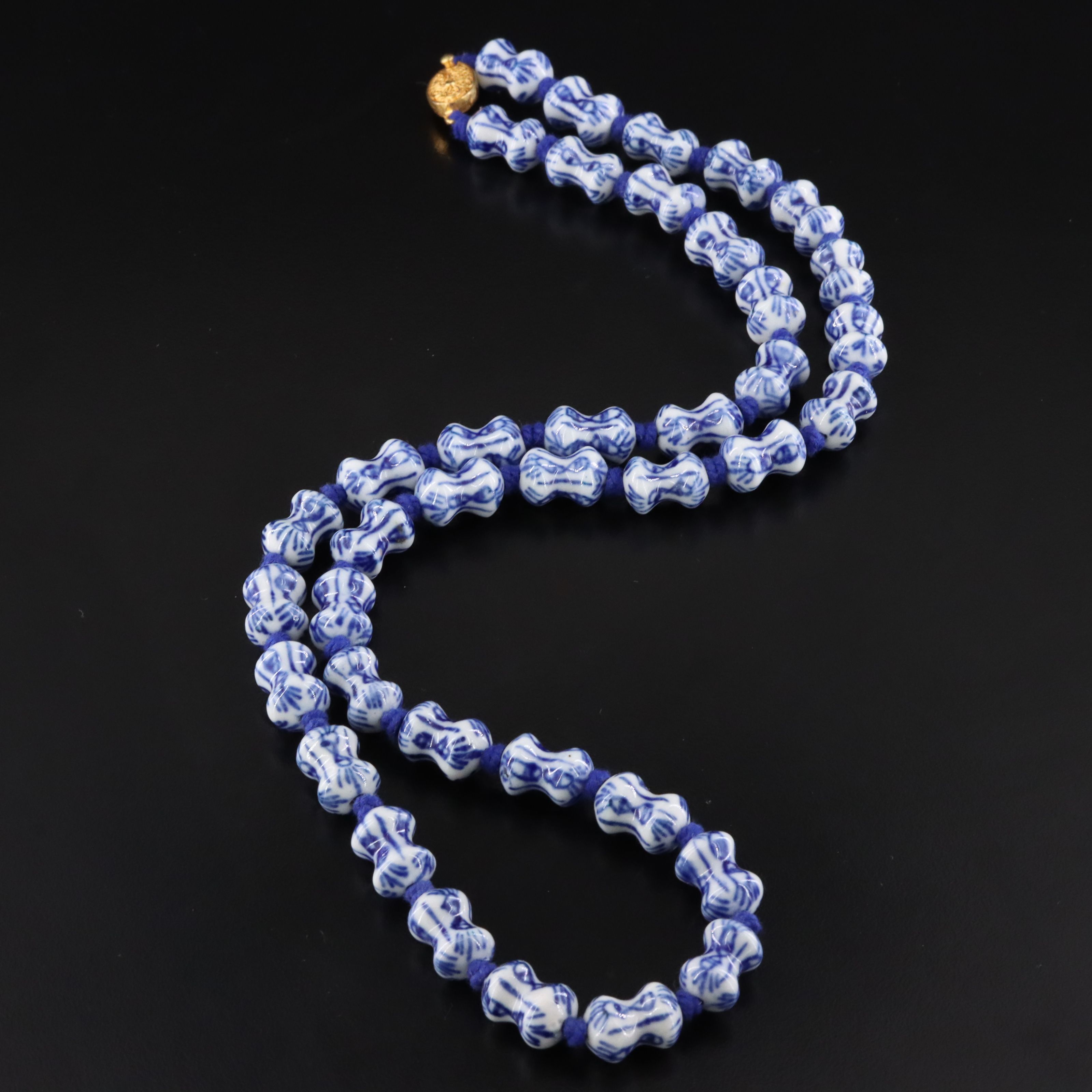 Vintage Chinese Porcelain Bead Necklace