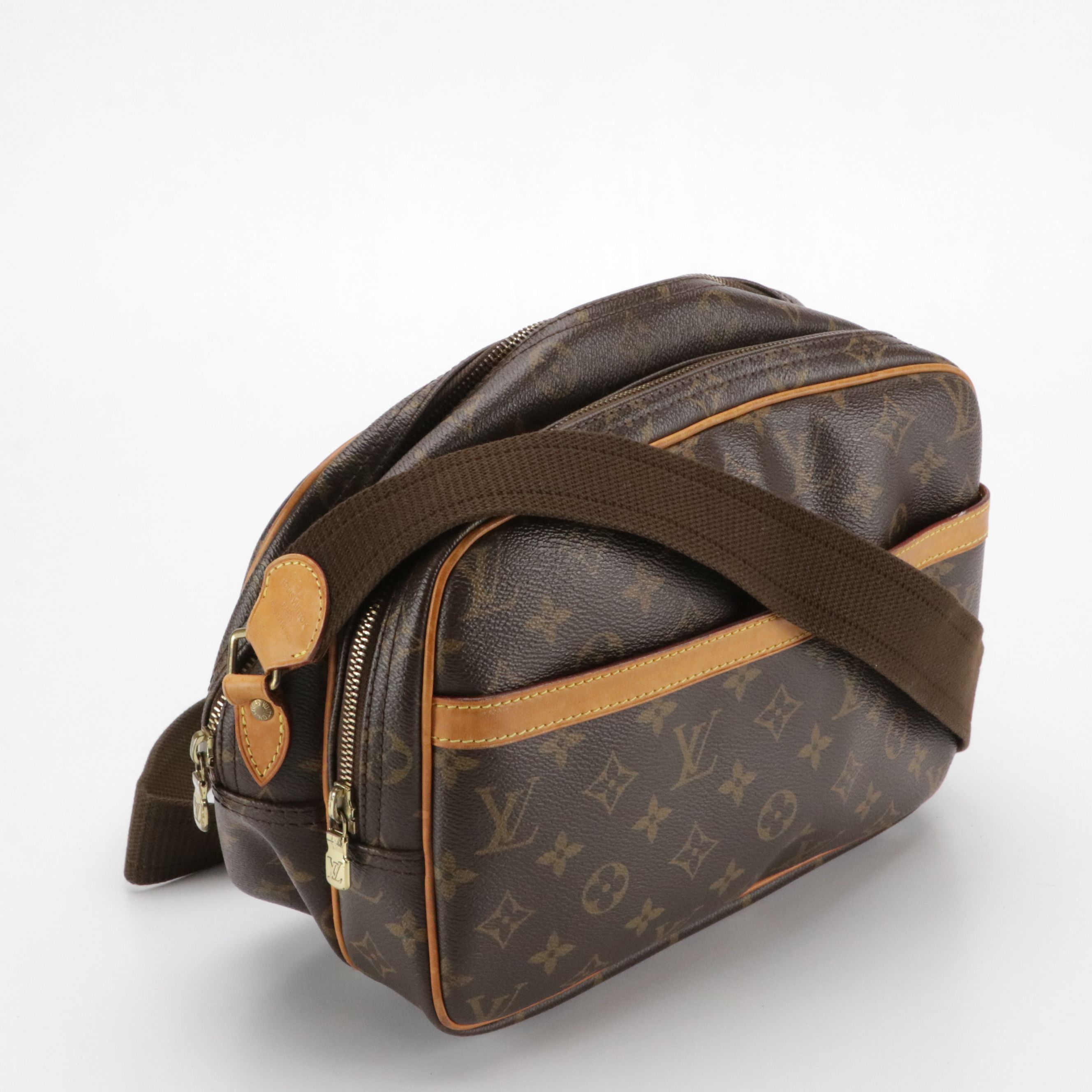 Louis Vuitton Reporter 28 Crossbody Bag in Monogram Canvas and  Leather
