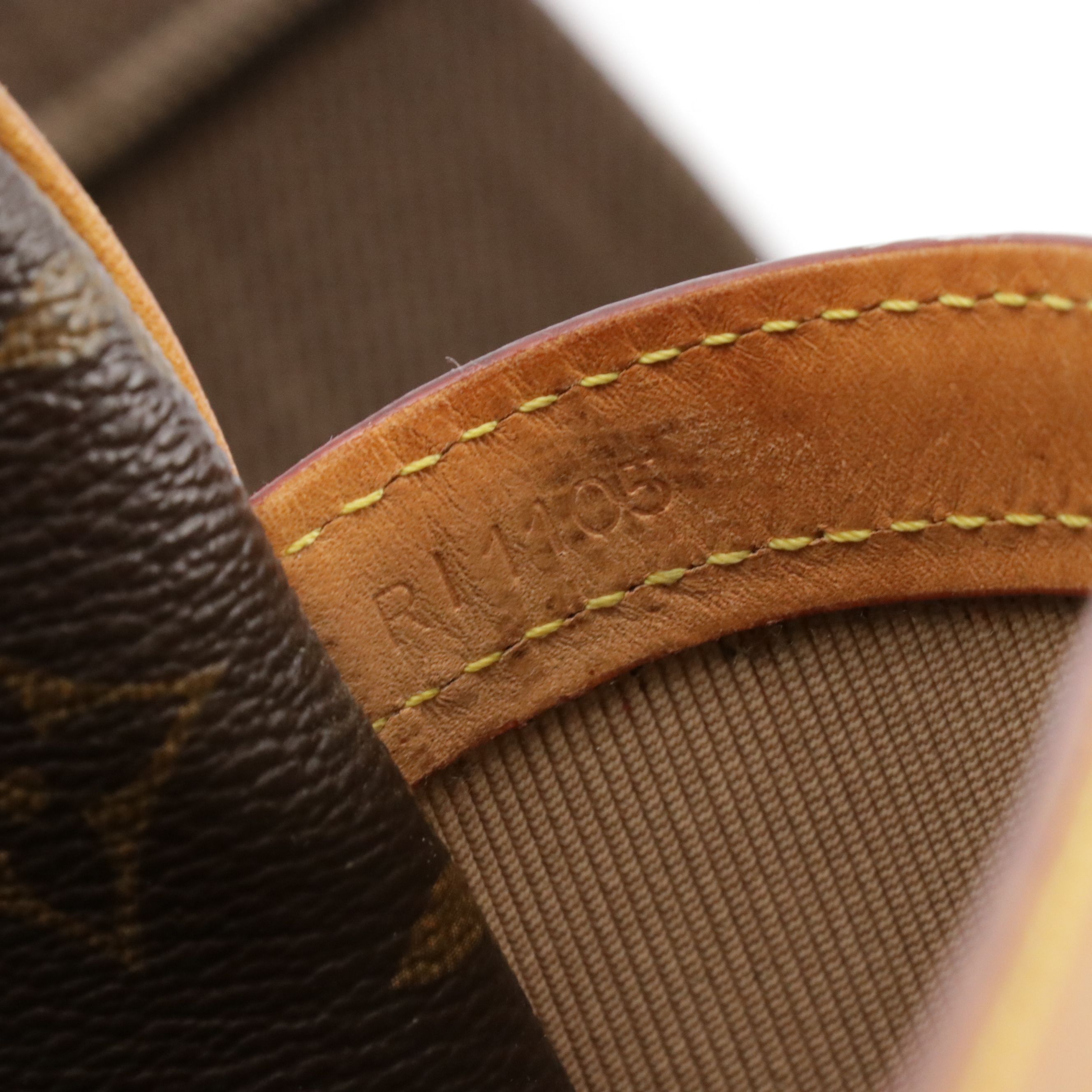 Louis Vuitton Reporter 28 Crossbody Bag in Monogram Canvas and  Leather