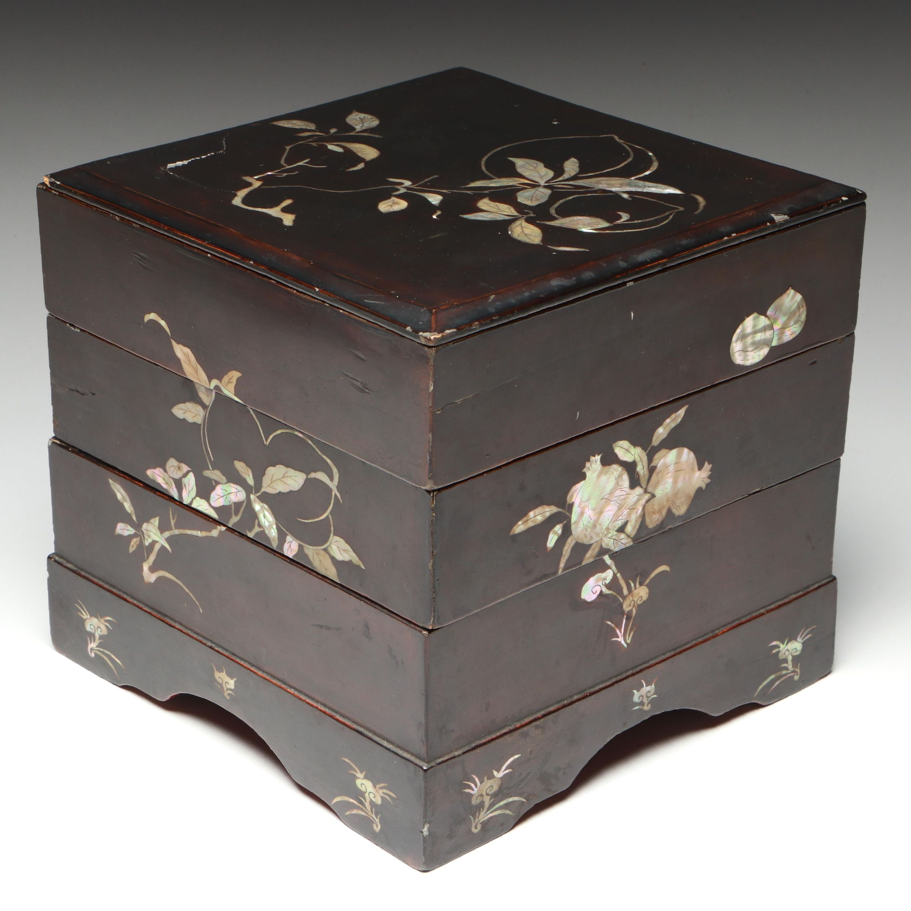 Japanese Mother-of-Pearl Inlaid Jyubako or Tiered Lacquered Wood Bento Box