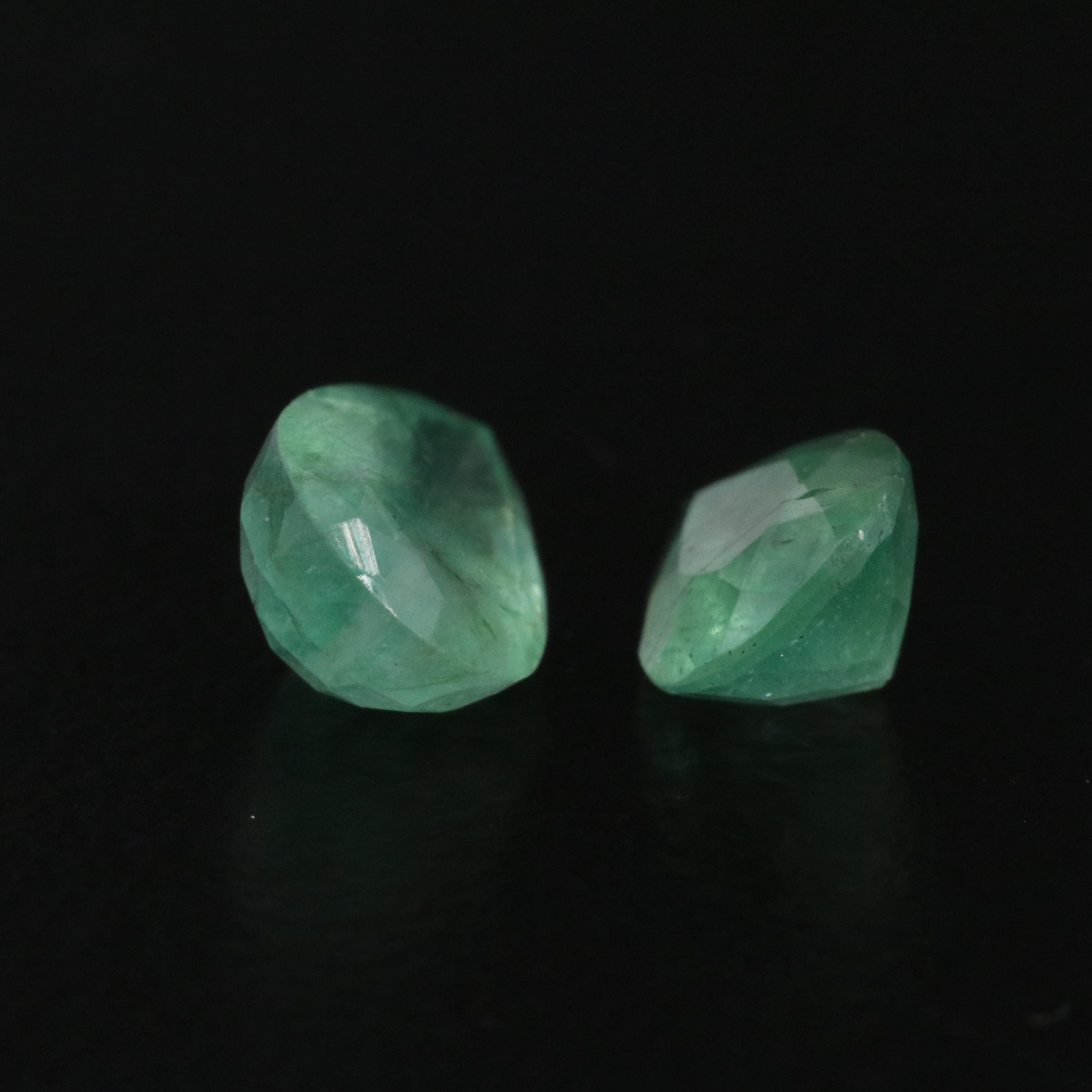 Loose 1.28 CT Emeralds