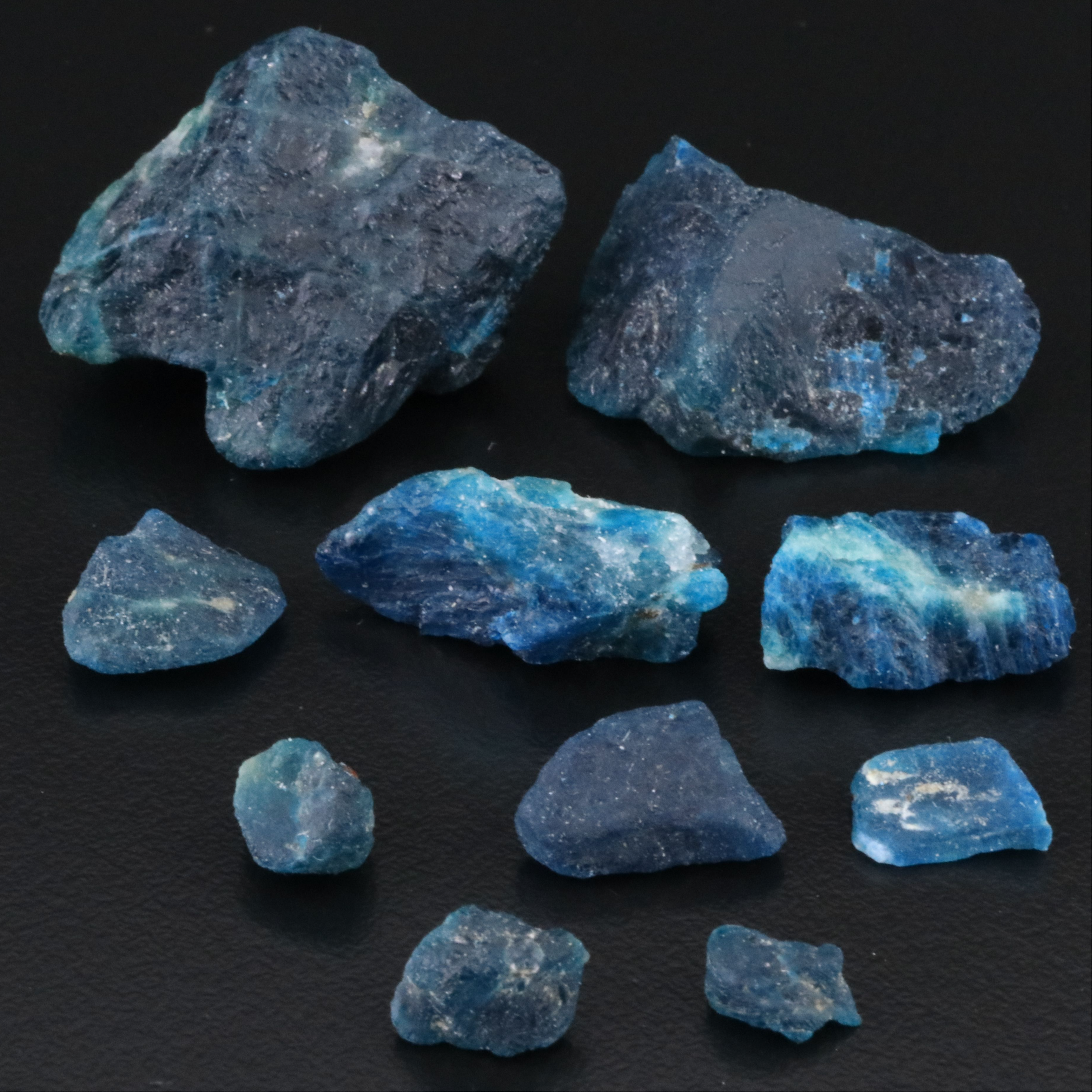 Loose 98.75 Rough Sodalite