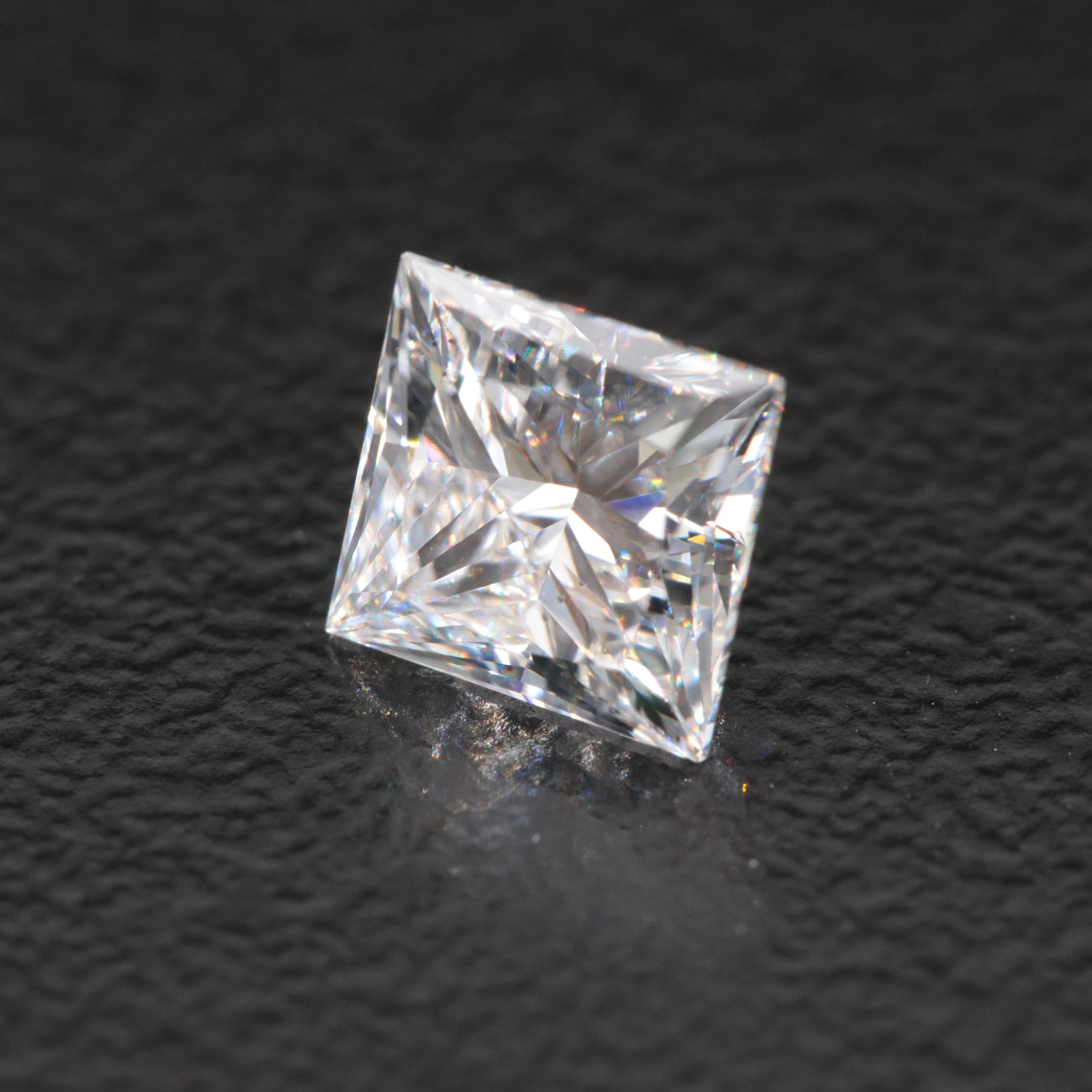 Loose 0.98 CT Lab Grown Diamond with IGI Report
