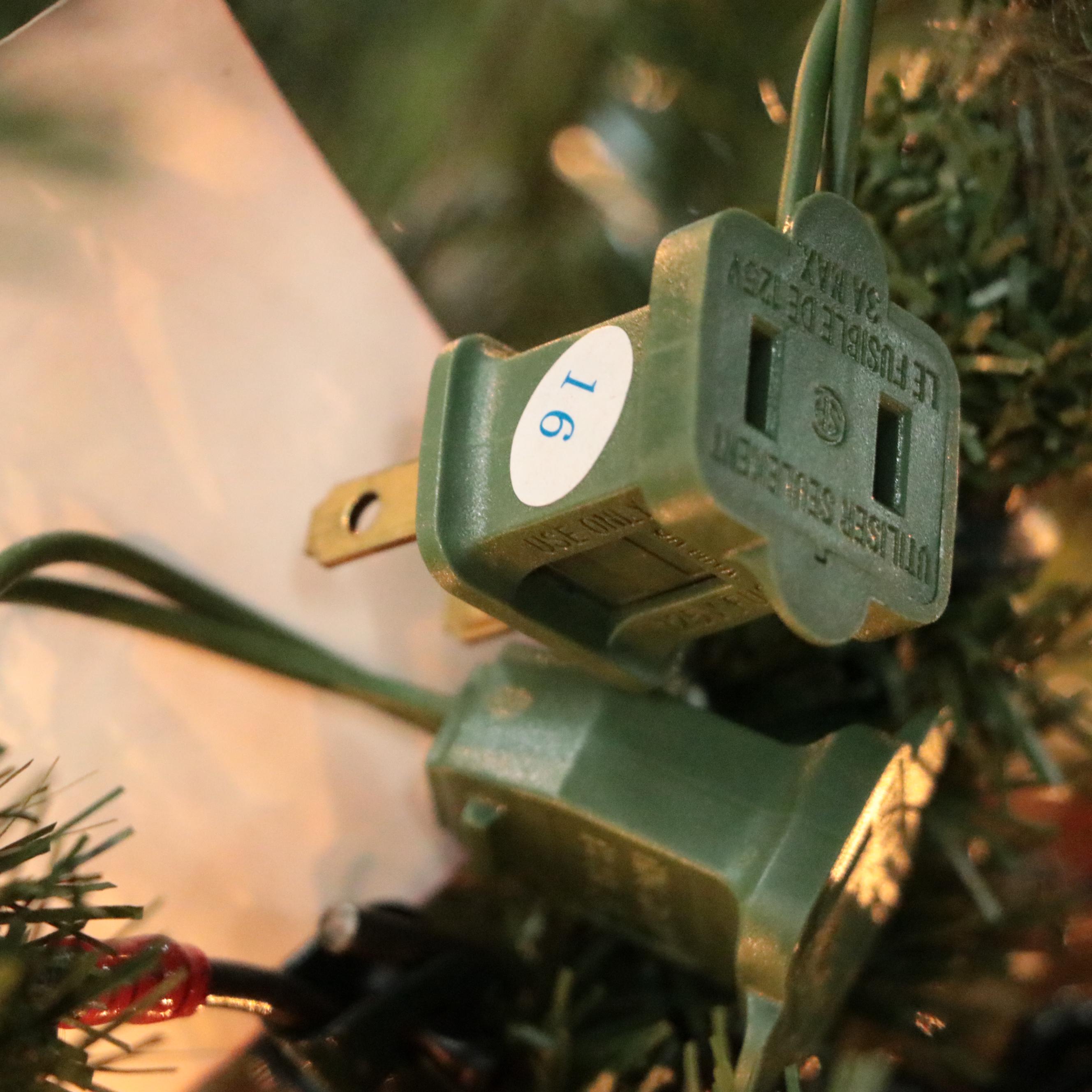 7'6 Pre-Lit Warm White Frasier Fir Christmas Tree with Remotes