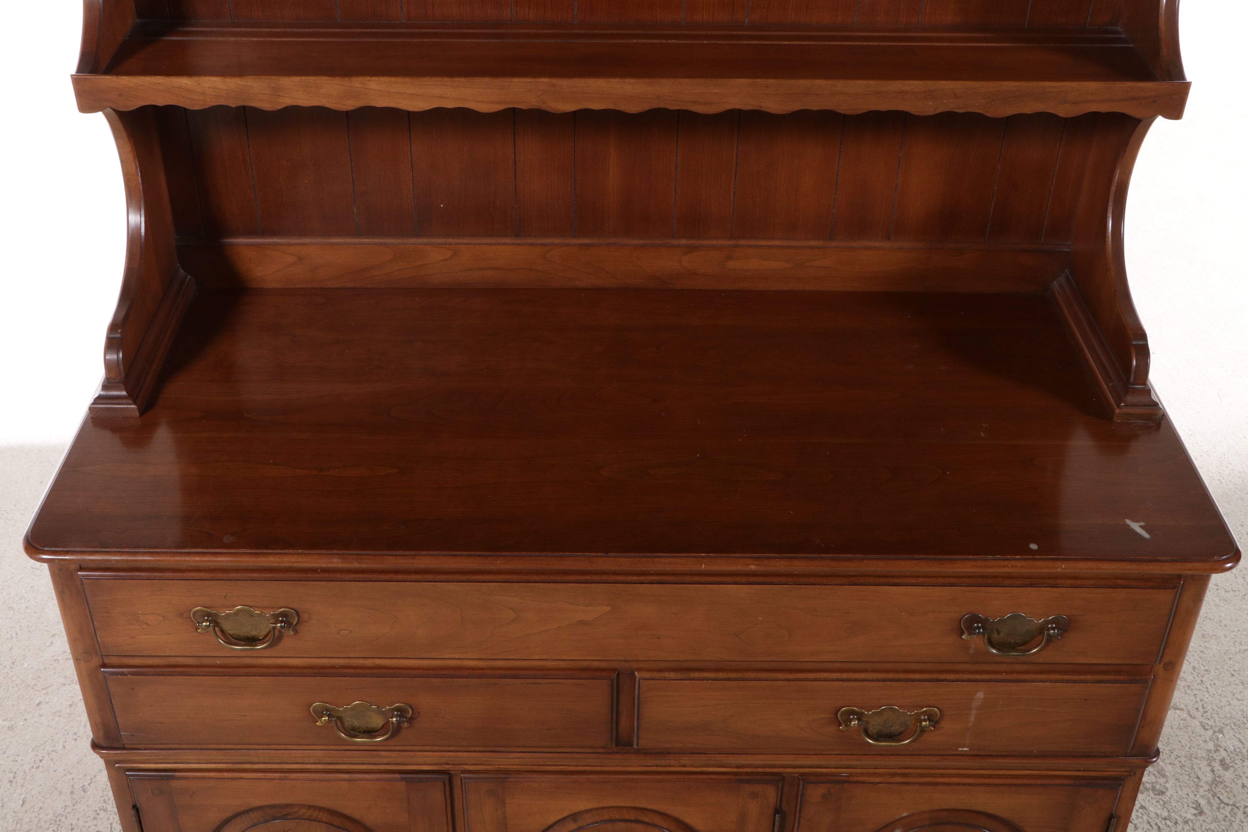 Colonial Style Walnut Finish Hutch, Mid to Late 20th CEntury