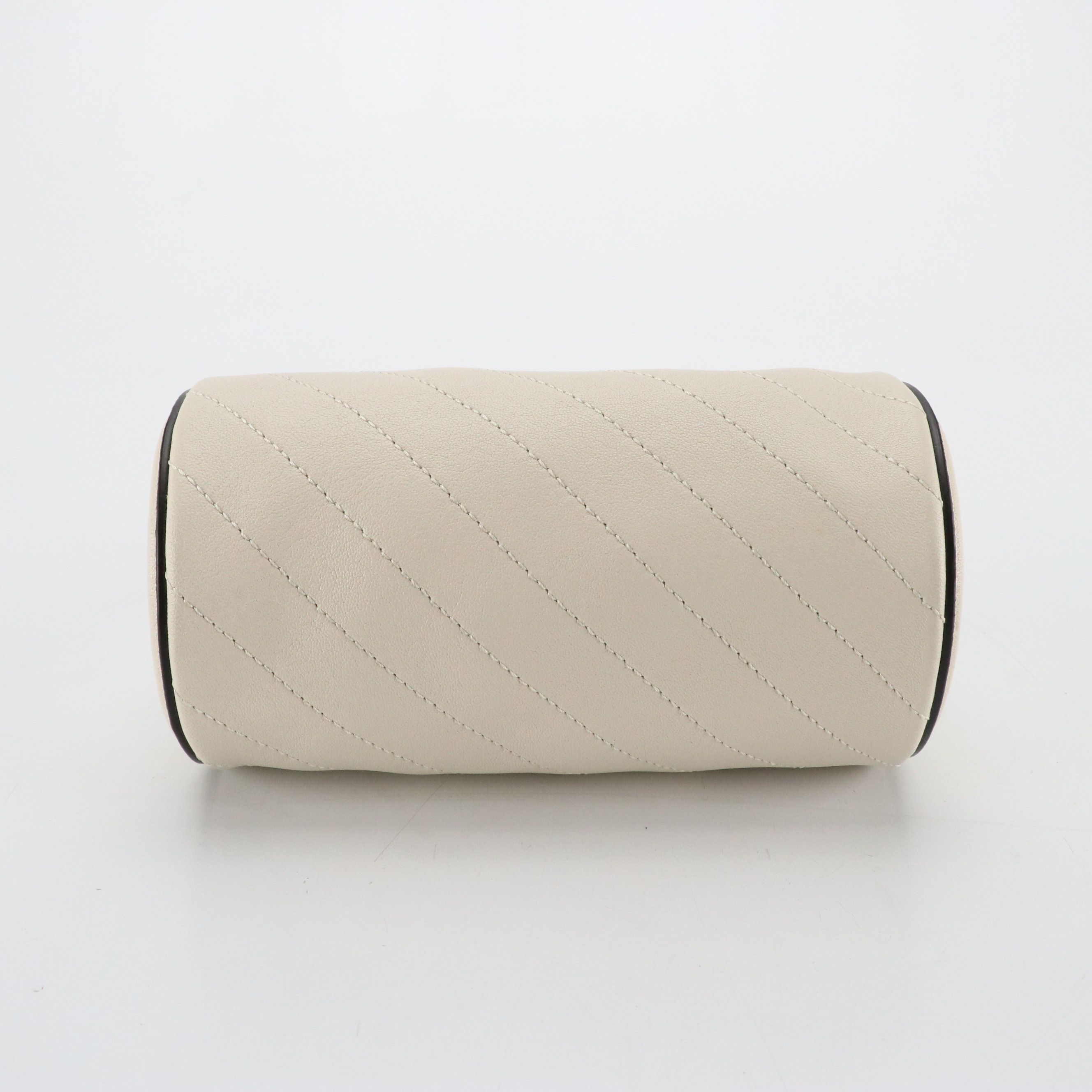 Gucci Mini Blondie Barrel Shoulder Bag in Ivory Diagonal Quilted Calf Leather