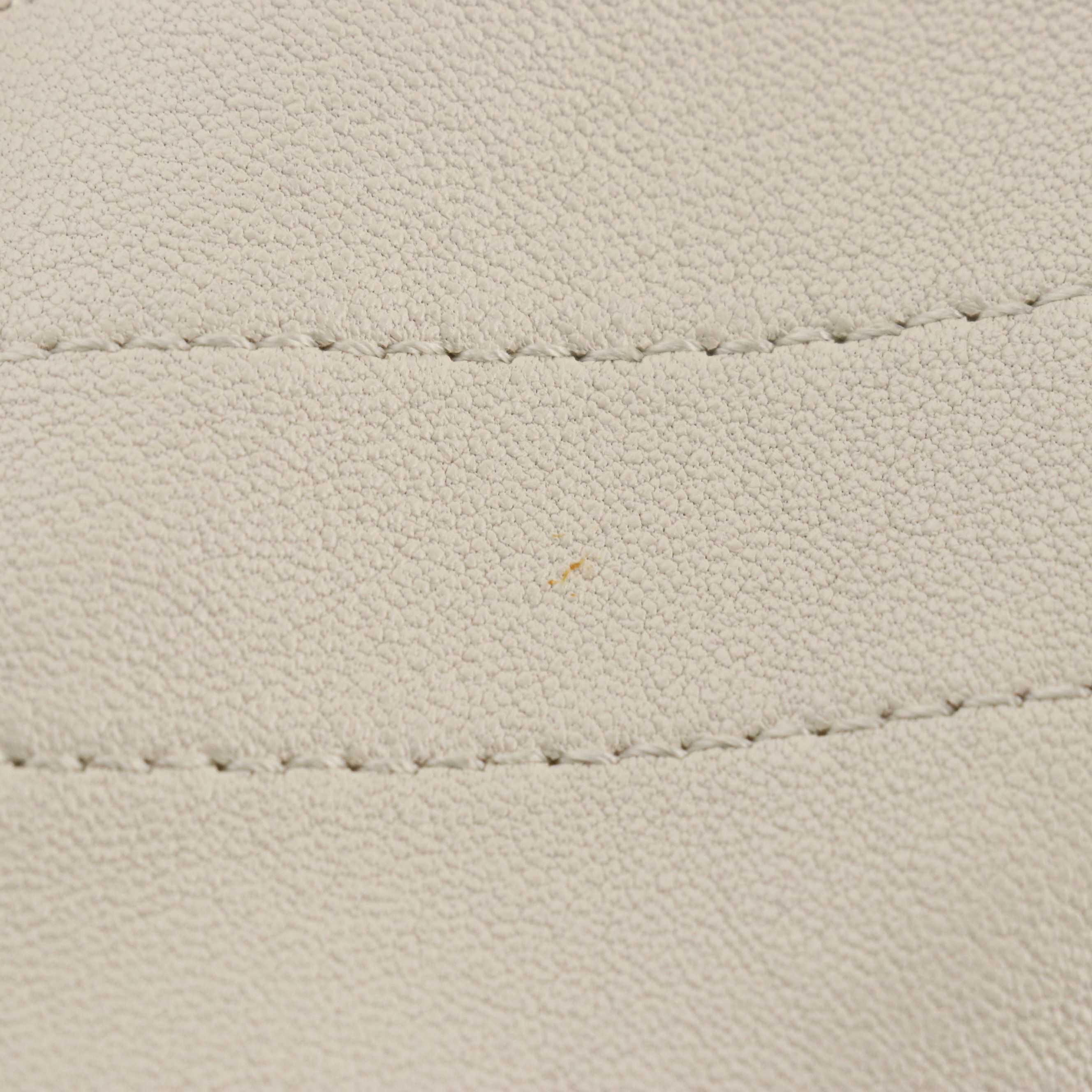 Gucci Mini Blondie Barrel Shoulder Bag in Ivory Diagonal Quilted Calf Leather