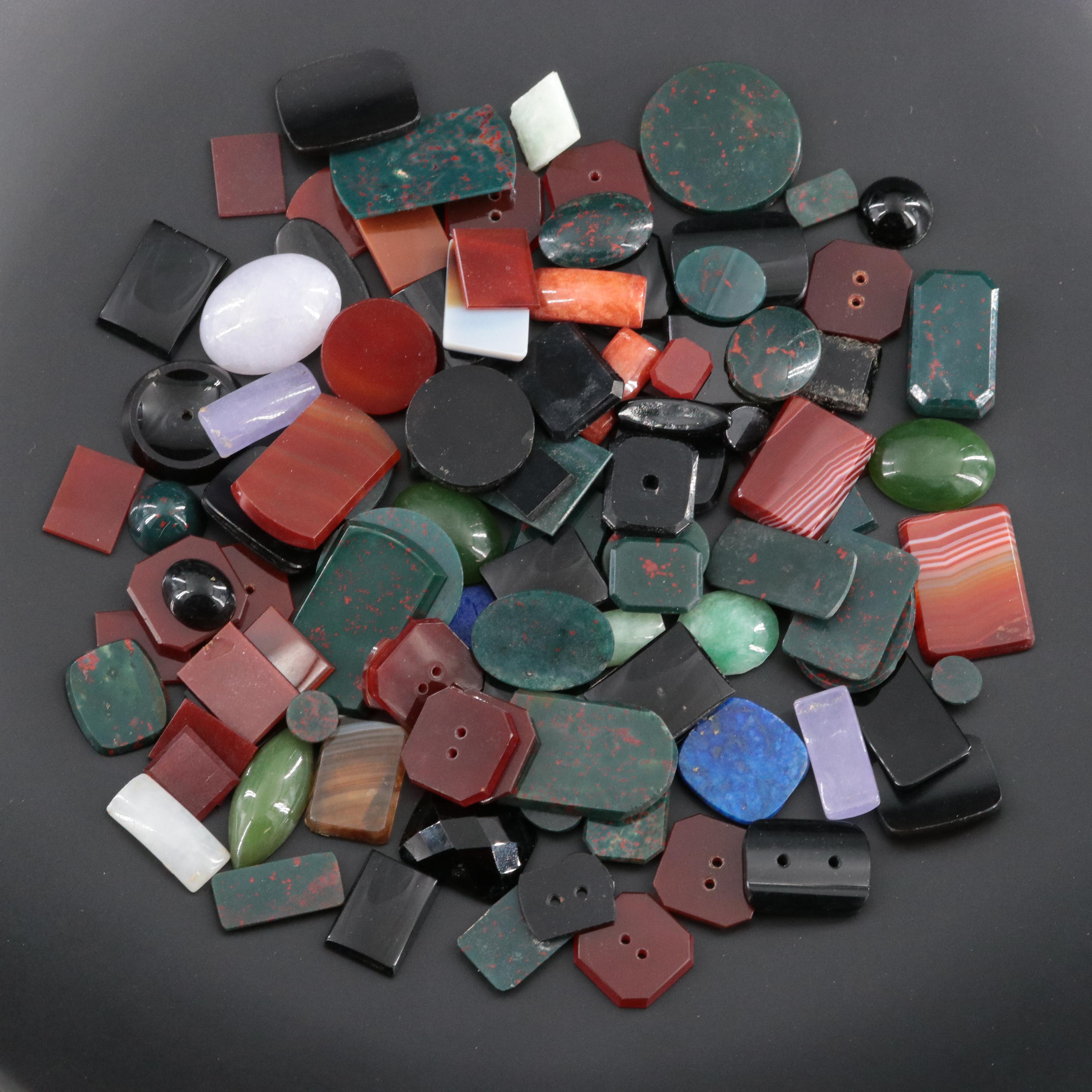 Loose Gemstones Including Agate, Jadeite and Black Onyx