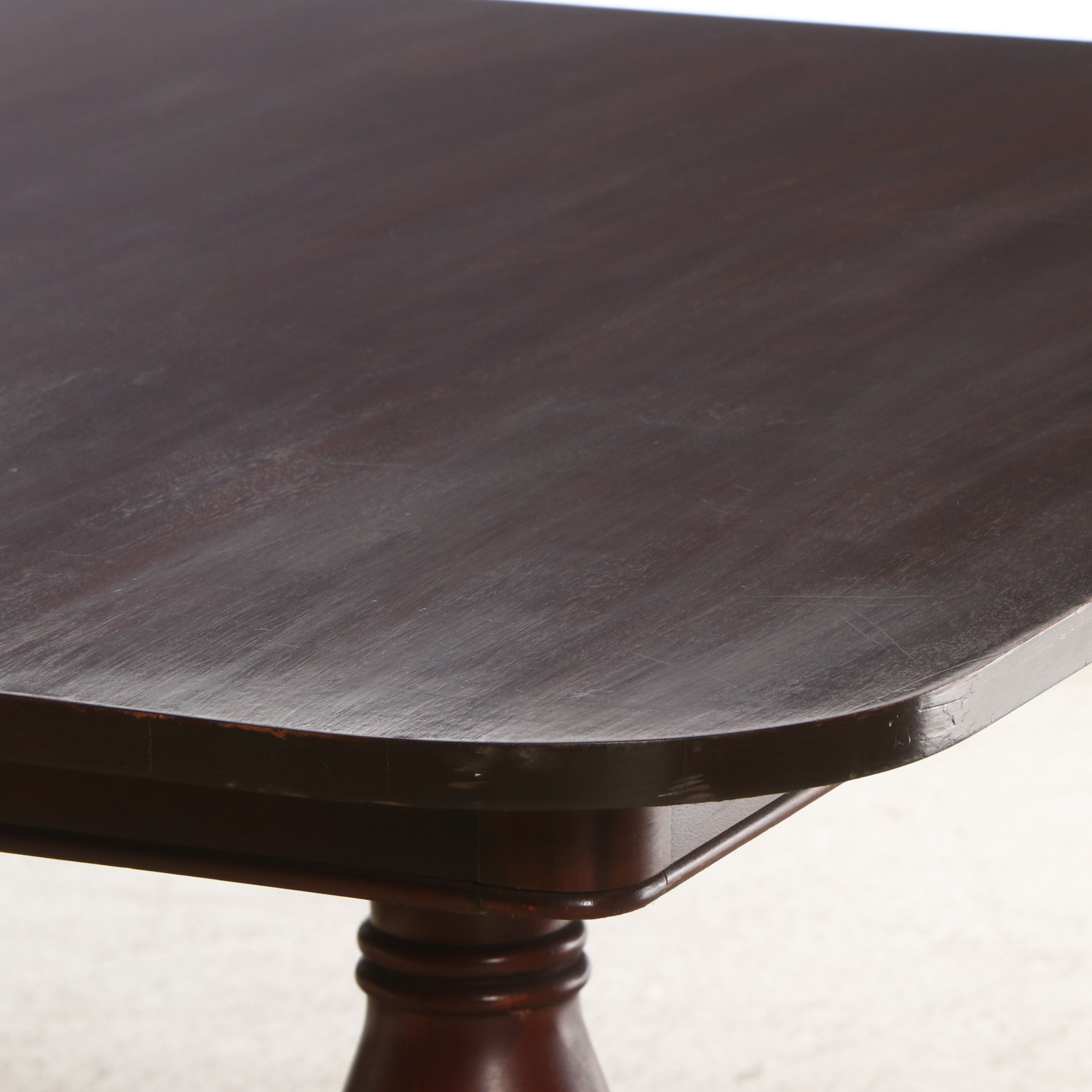 Drexel Duncan Phyfe Style Mahogany Dining Table, Early to Mid-20th Century