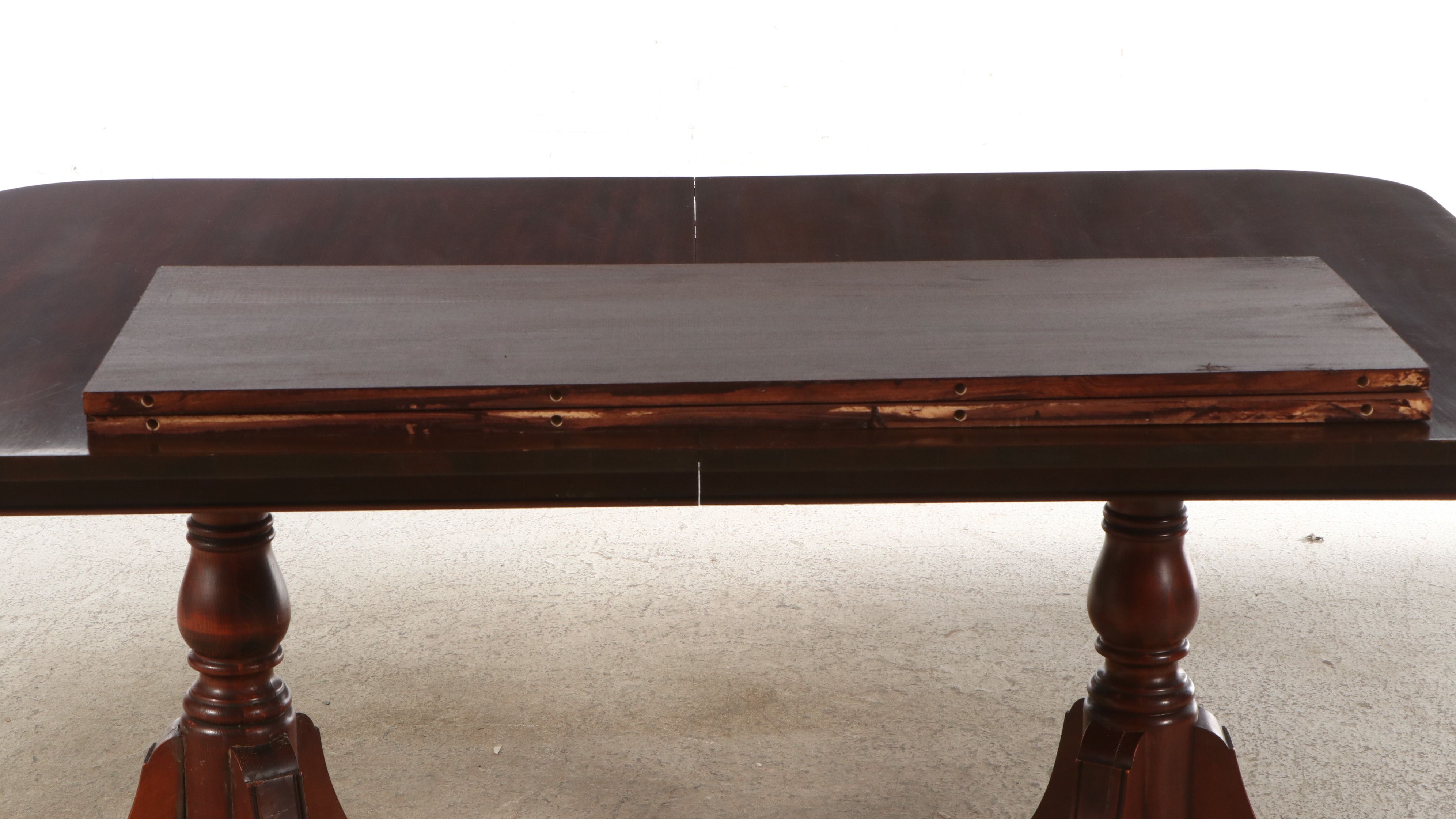 Drexel Duncan Phyfe Style Mahogany Dining Table, Early to Mid-20th Century