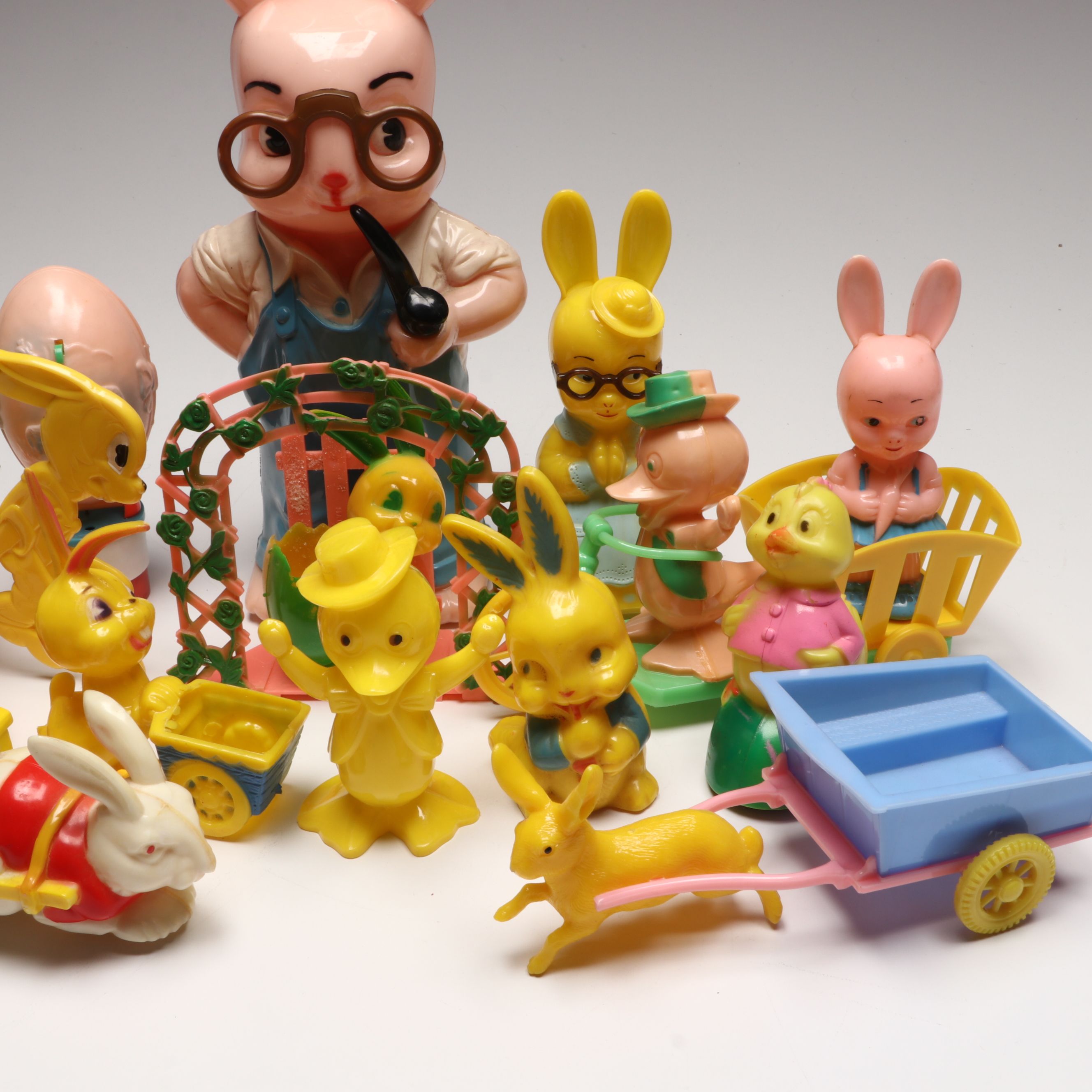 Knickerbocker Bunny Piggy Bank with More Vintage Plastic Easter Decorations