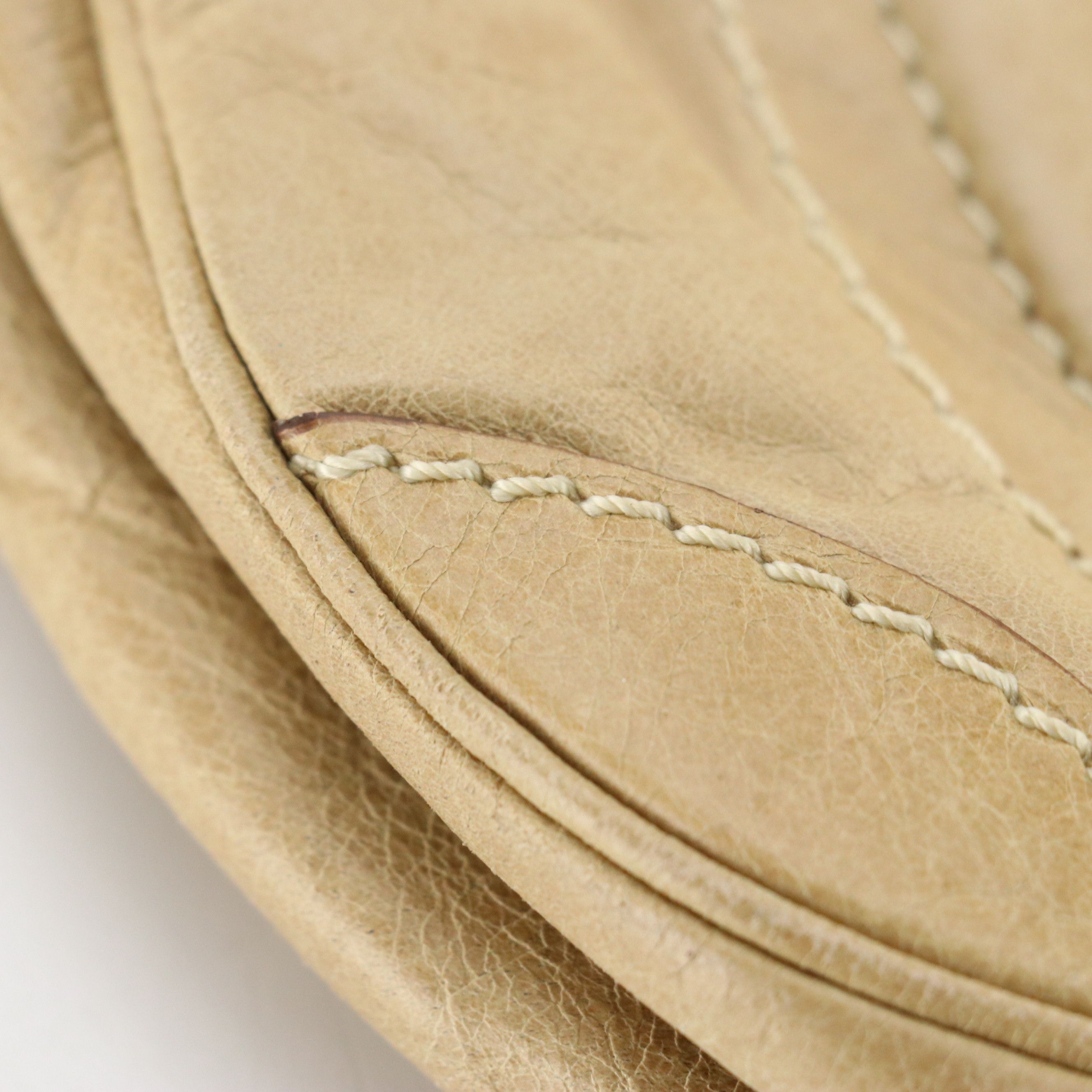 Chloé Large Crossbody Bag in Tan Calfskin Leather