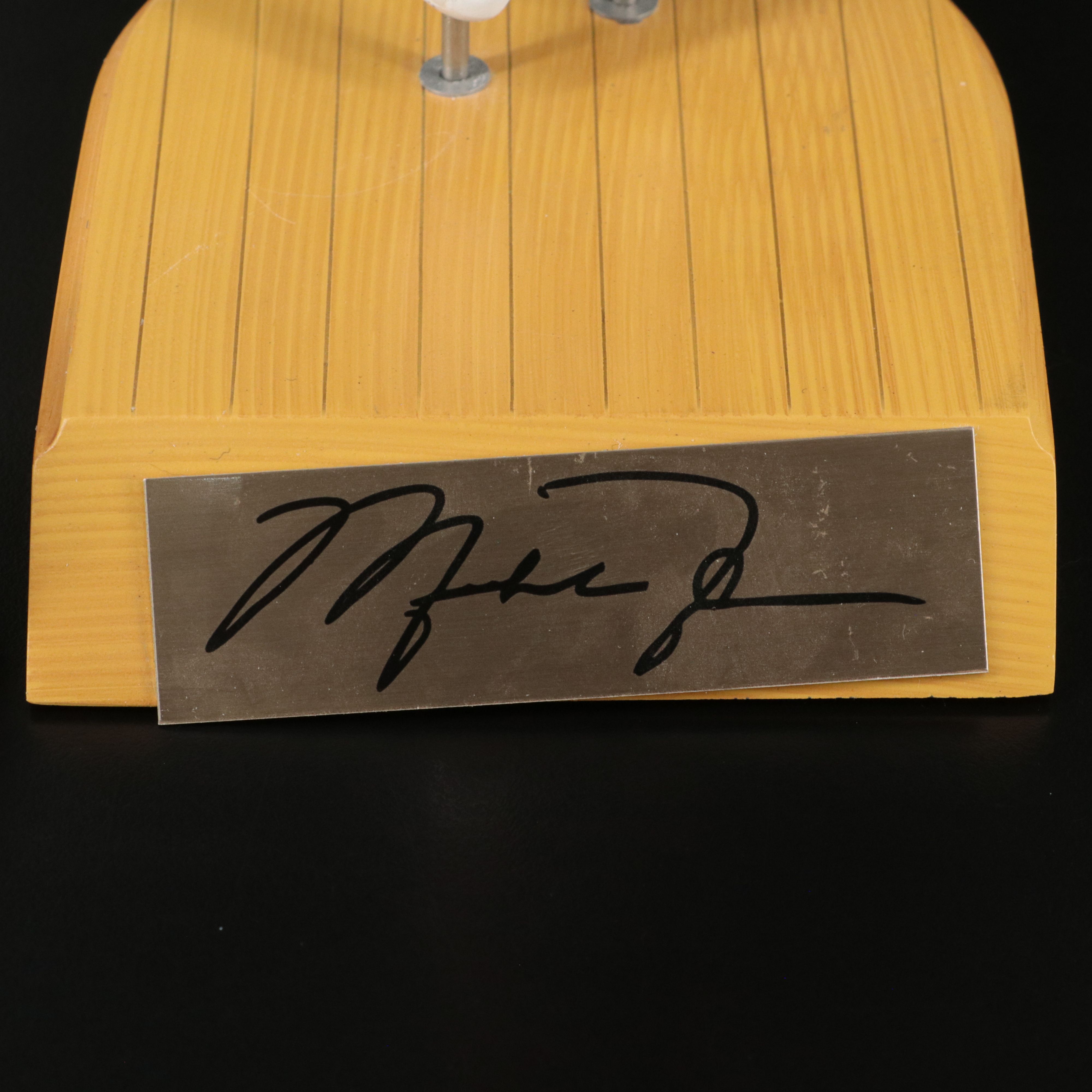 Michael Jordan Statue Display, Upper Deck Collection, Salvino