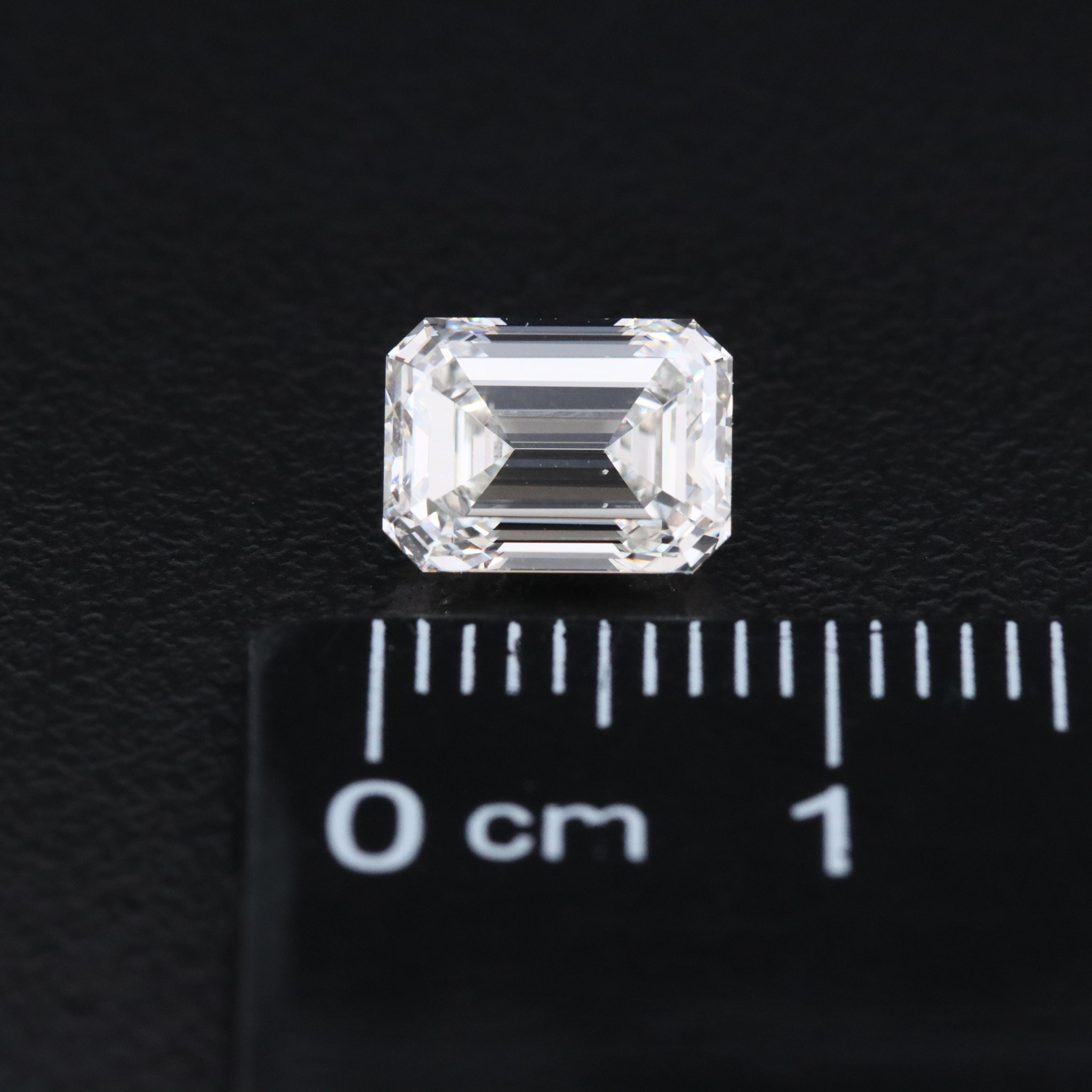 Loose 1.72 CT Lab Grown Diamond with IGI Report