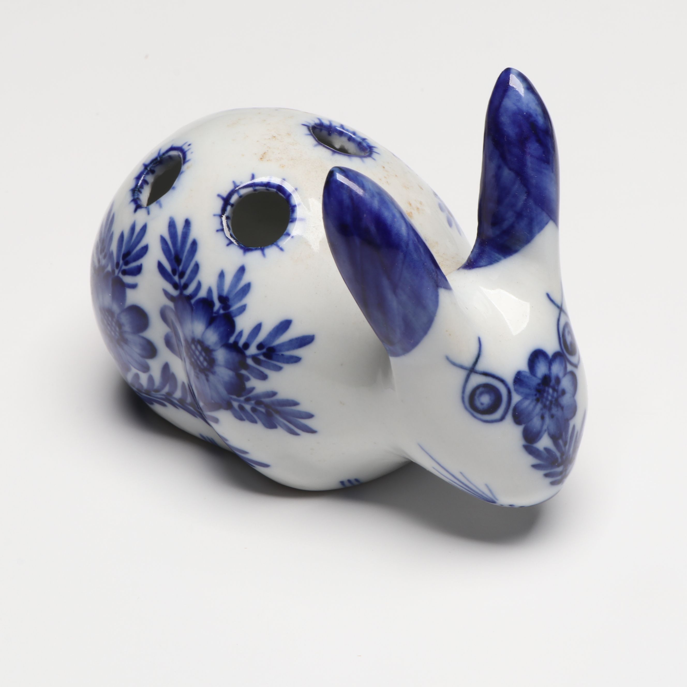 Italian and Chinese Ceramic Tea and Tableware