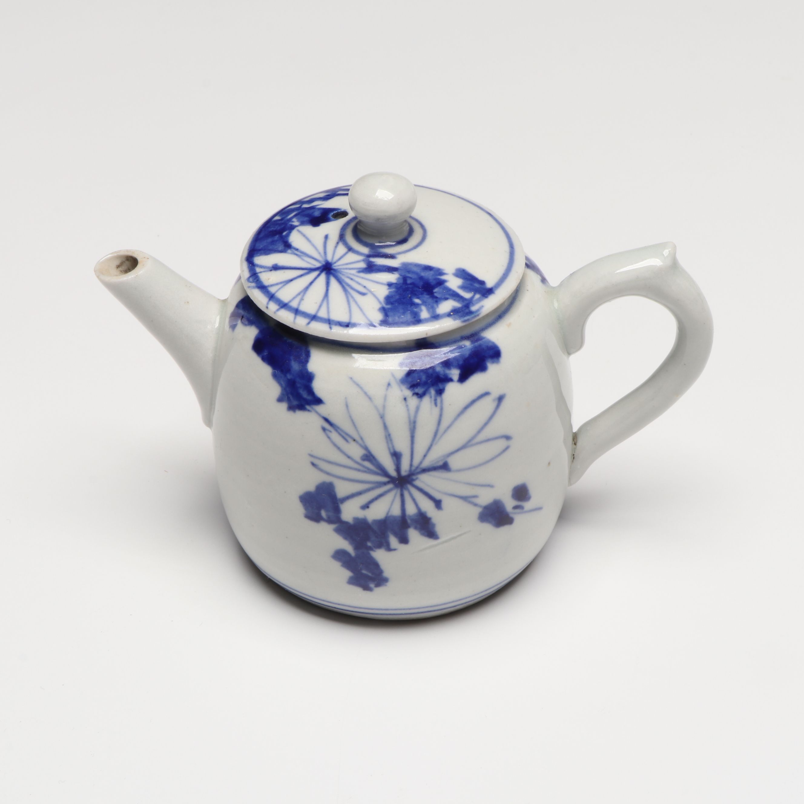 Italian and Chinese Ceramic Tea and Tableware