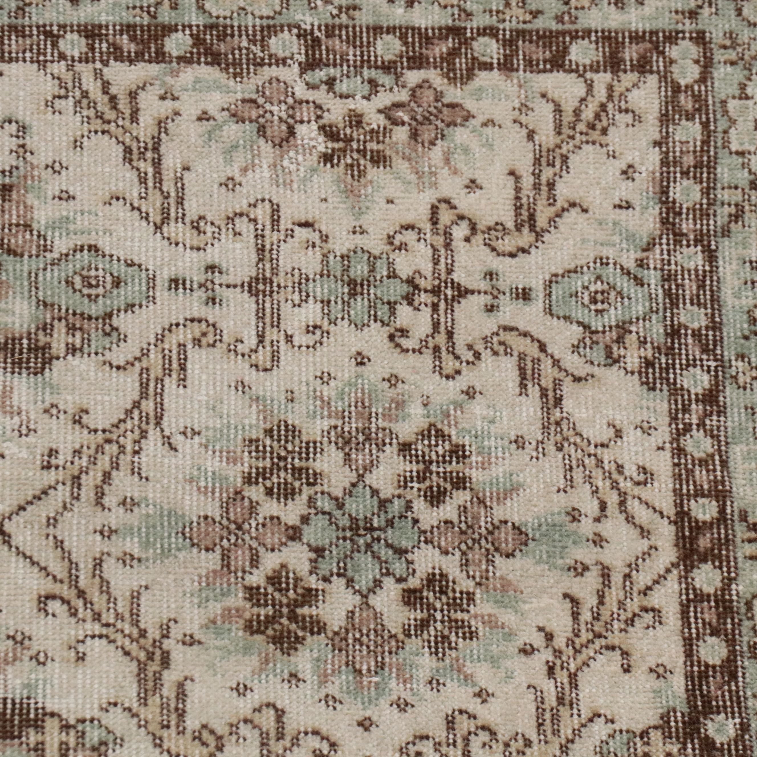 3'10 x 7'2 Hand-Knotted Persian Bakhtiari Area Rug