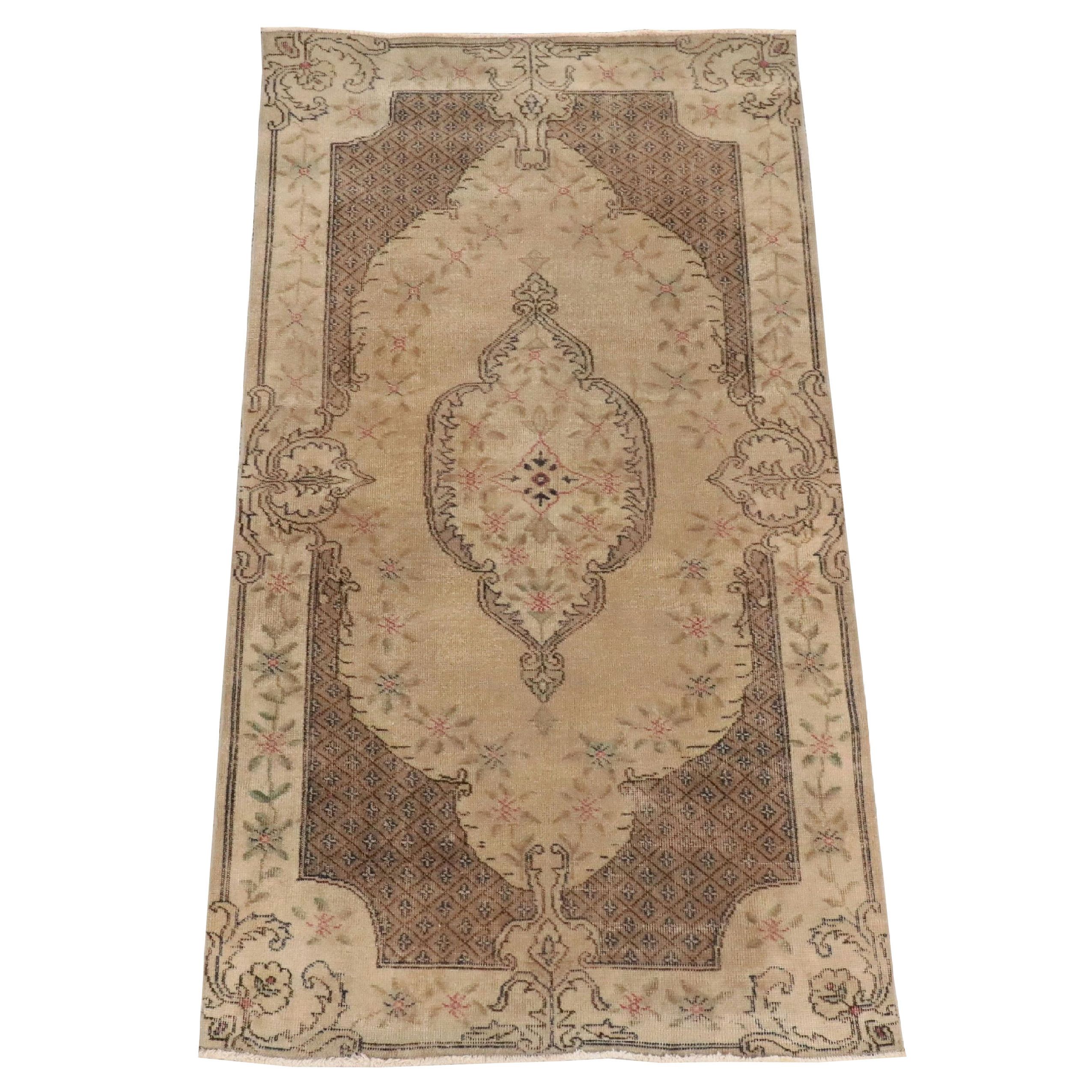 3'8 x 7' Hand-Knotted Turkish Sivas Area Rug