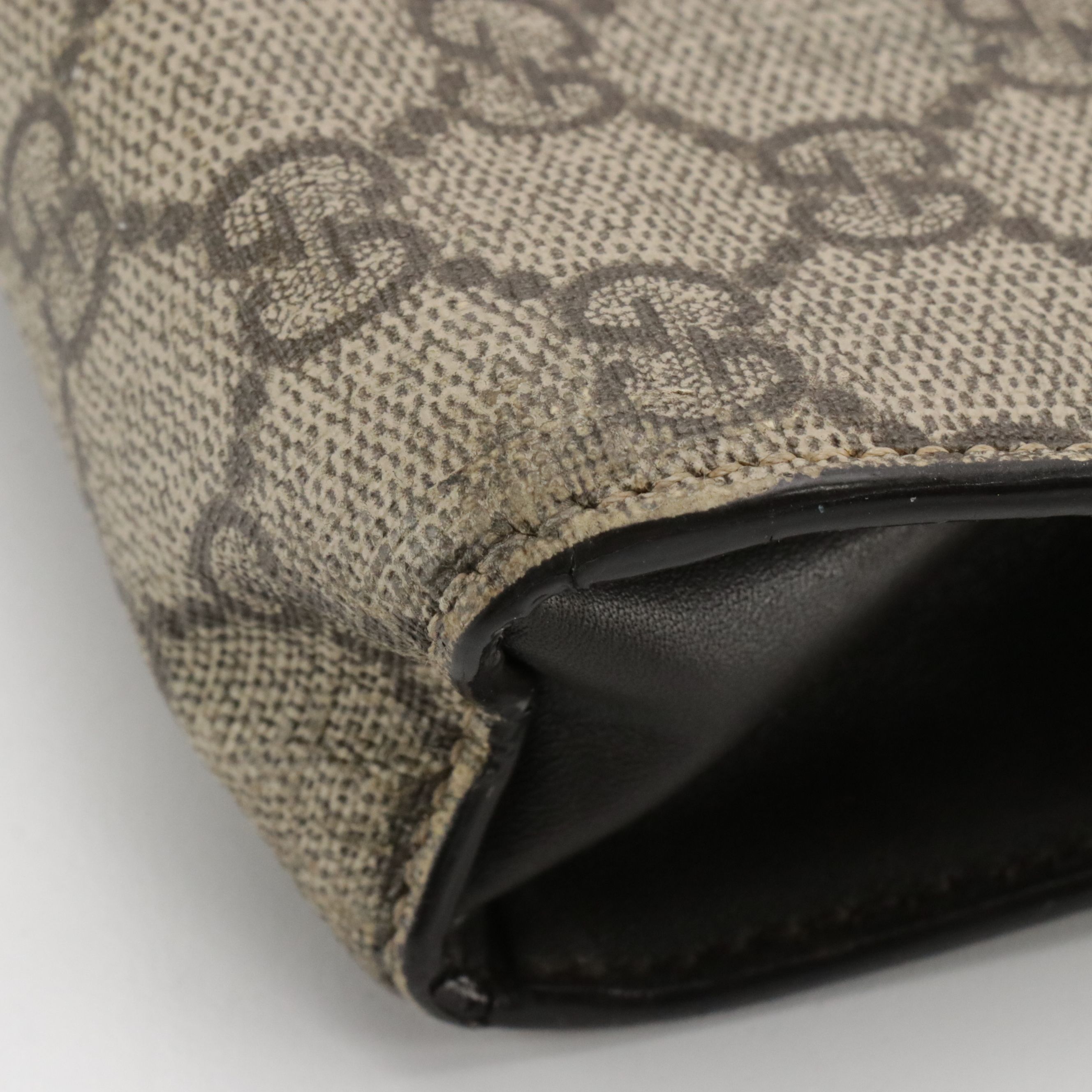 Gucci GG Supreme Canvas and Web Stripe Zip Pouch