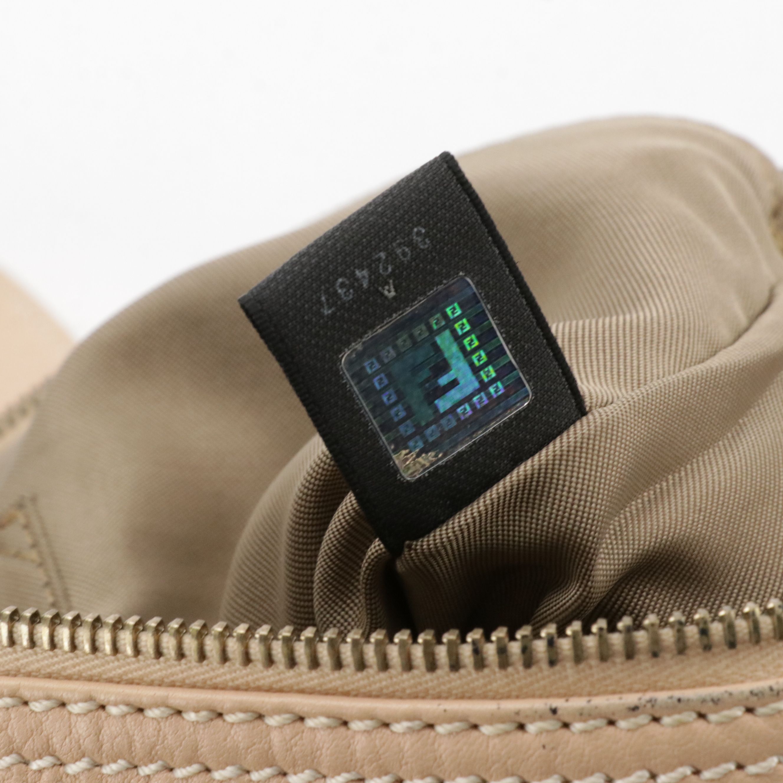 Fendi Handbag in Neutral Leather