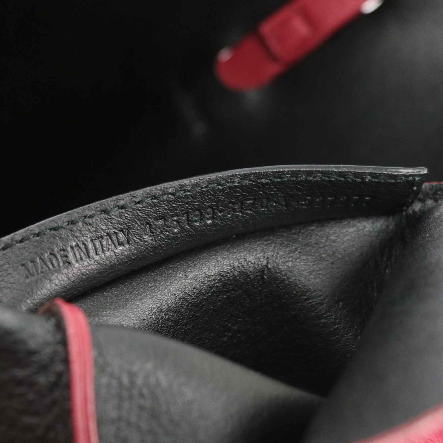 Balenciaga Grain Leather Tote Bag