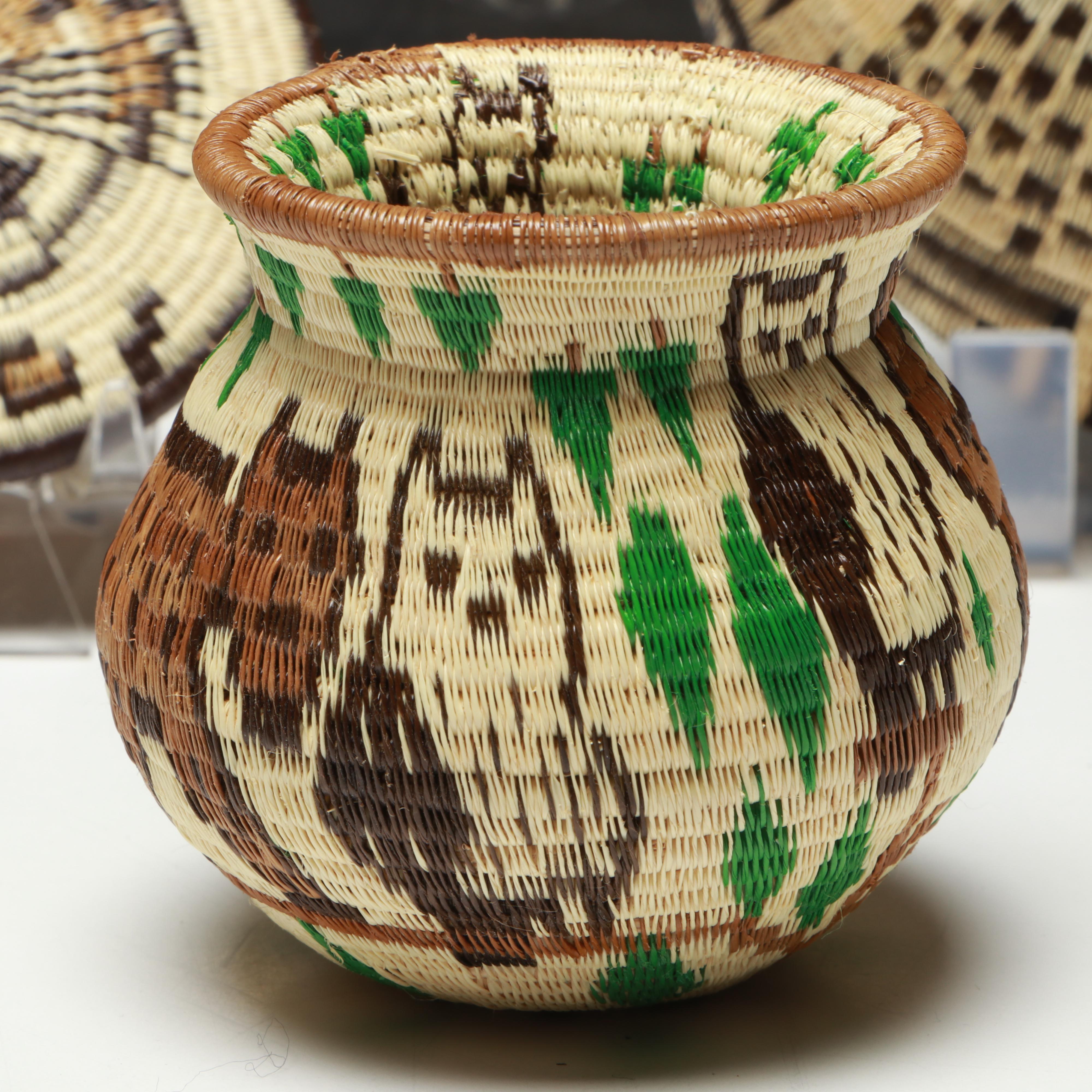 Panamanian Emberá-Wounaan Chunga Fiber Figural Adornments and Basket