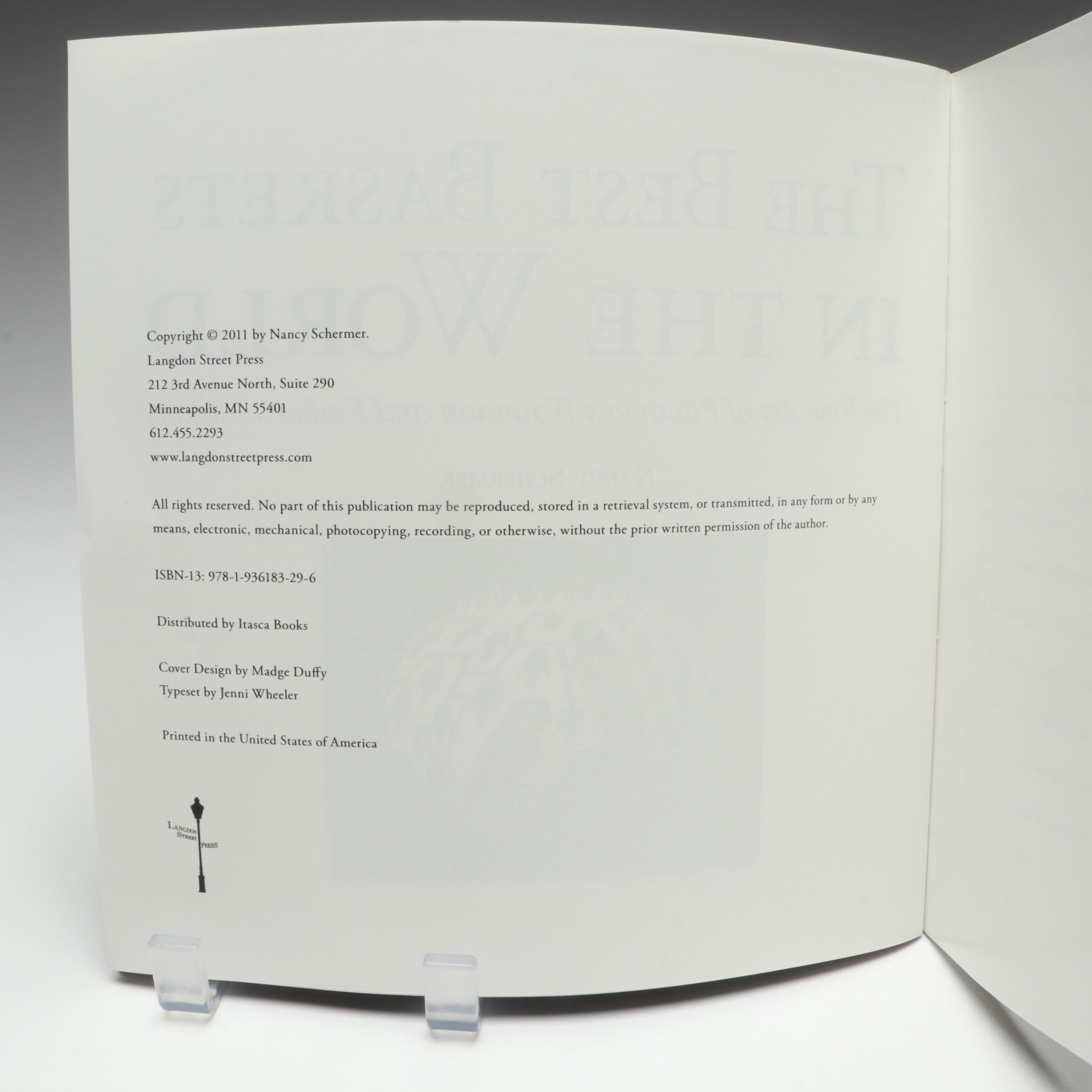 Panamanian Emberá-Wounaan Chunga Fiber Figural Adornments and Basket