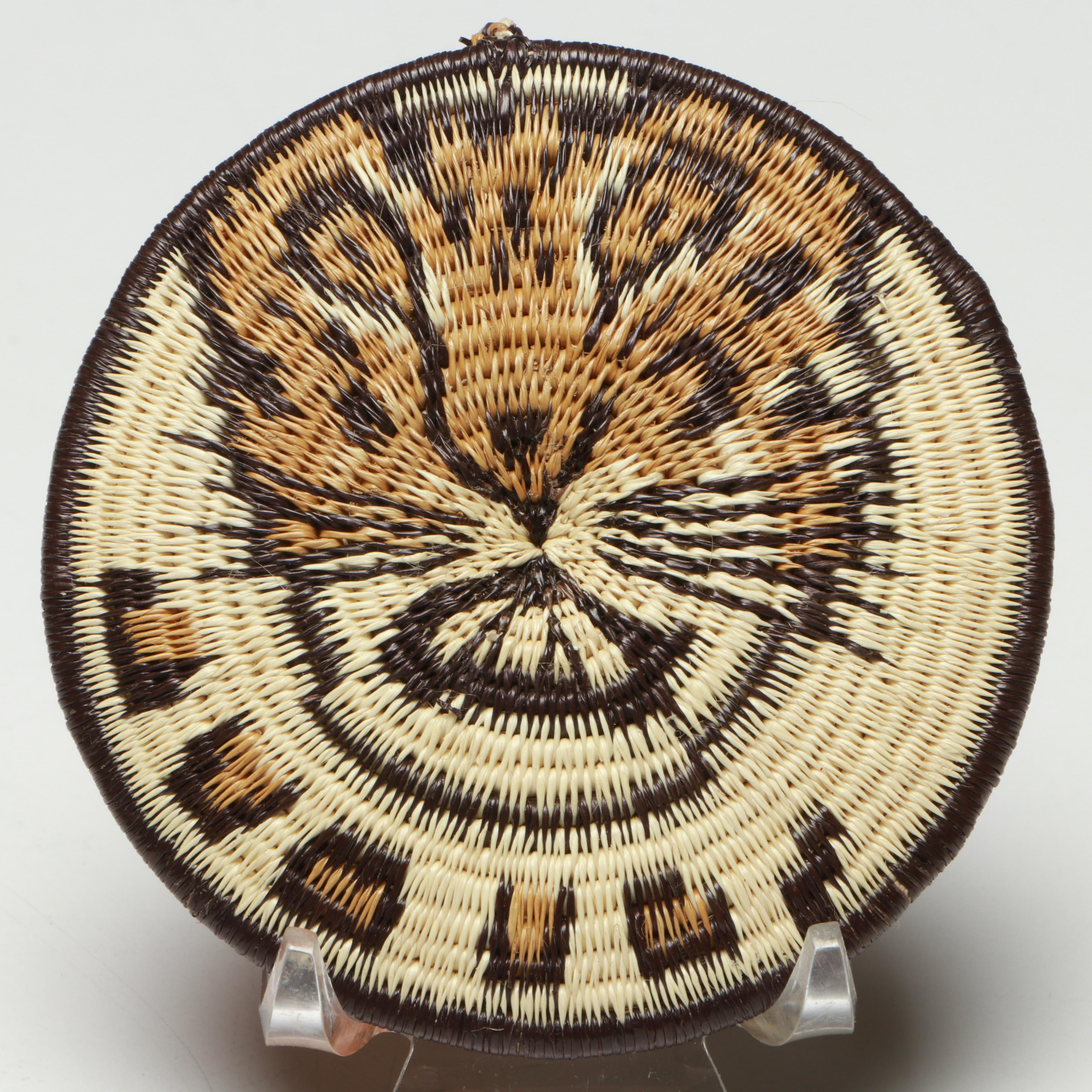 Panamanian Emberá-Wounaan Chunga Fiber Figural Adornments and Basket