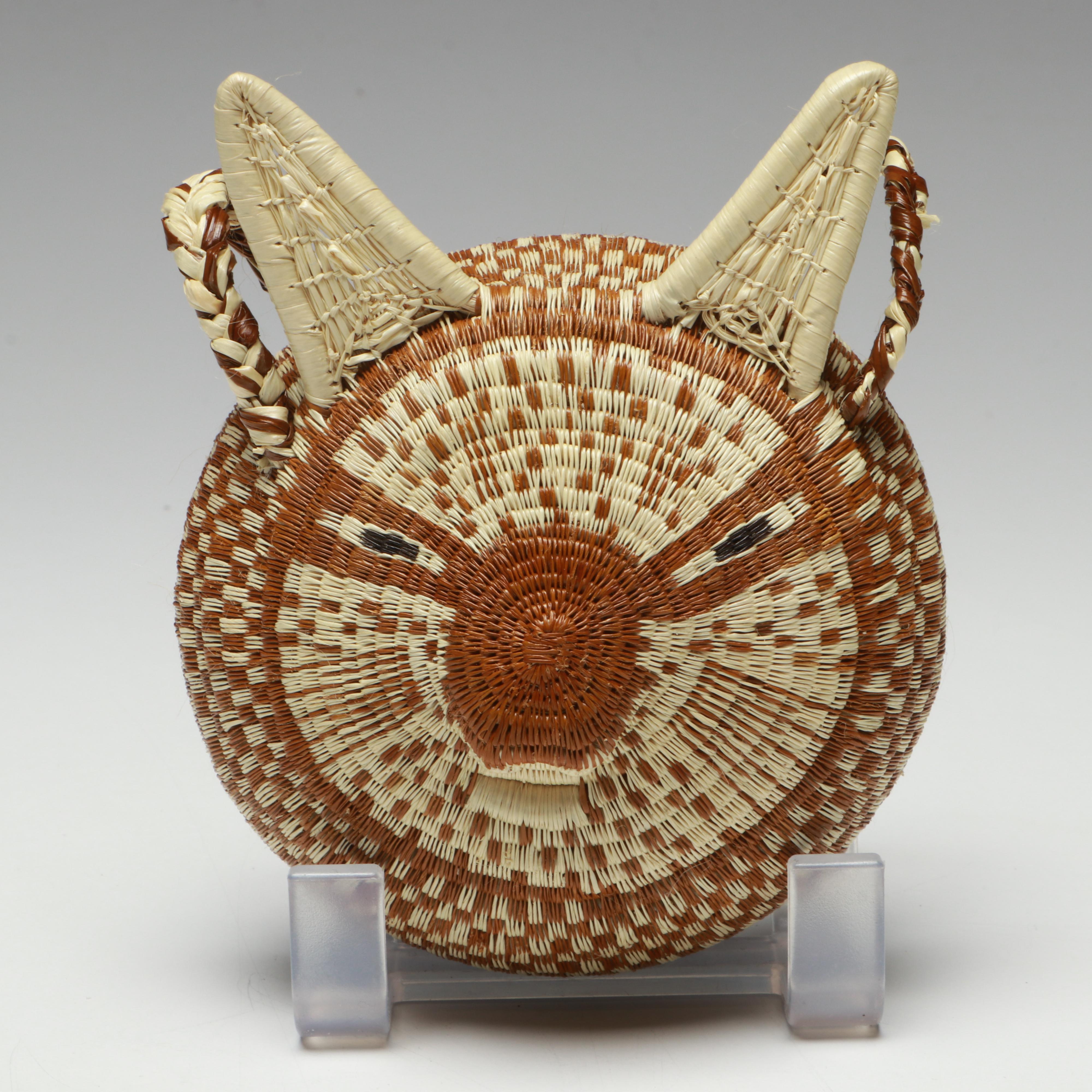 Panamanian Emberá-Wounaan Chunga Fiber Figural Adornments and Basket