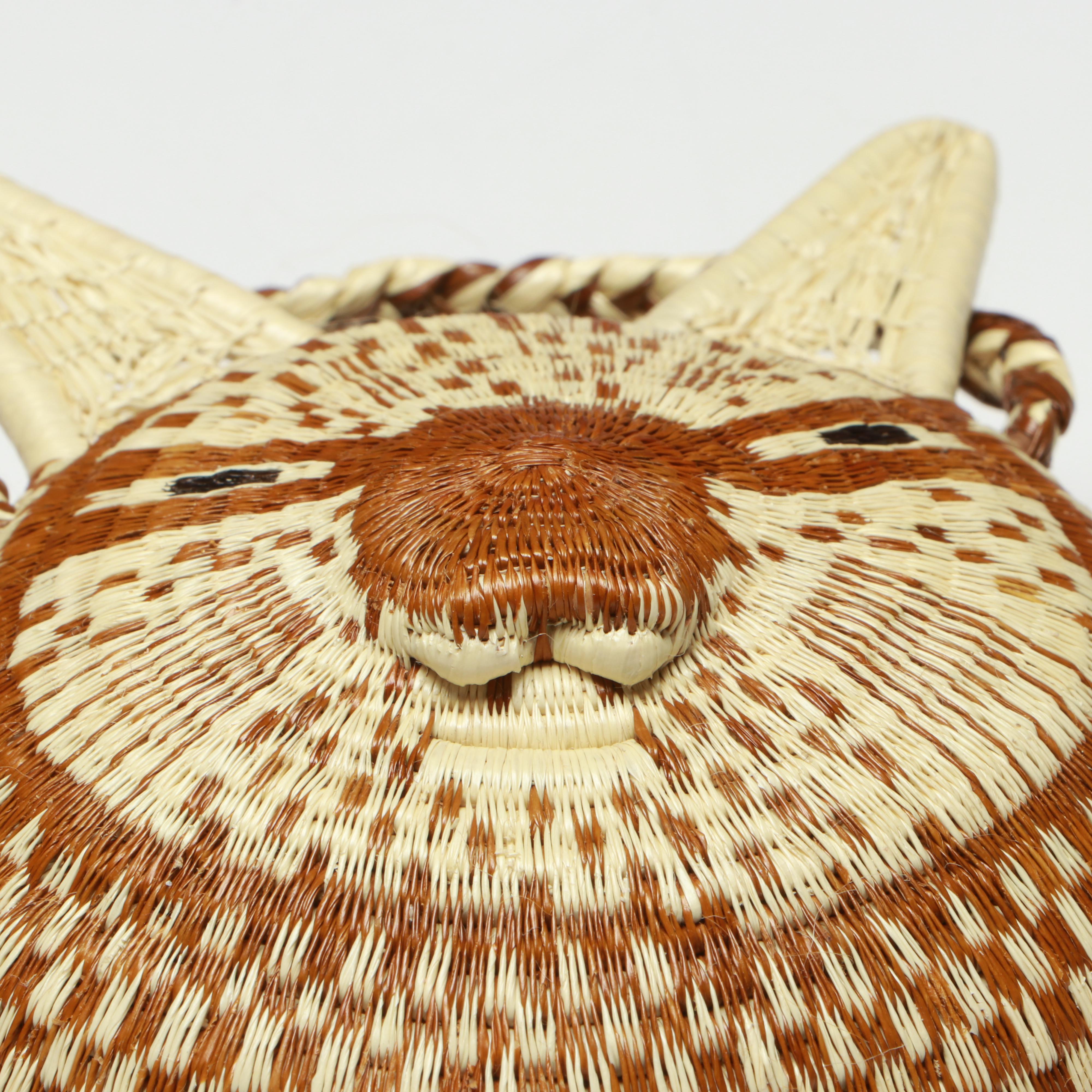 Panamanian Emberá-Wounaan Chunga Fiber Figural Adornments and Basket