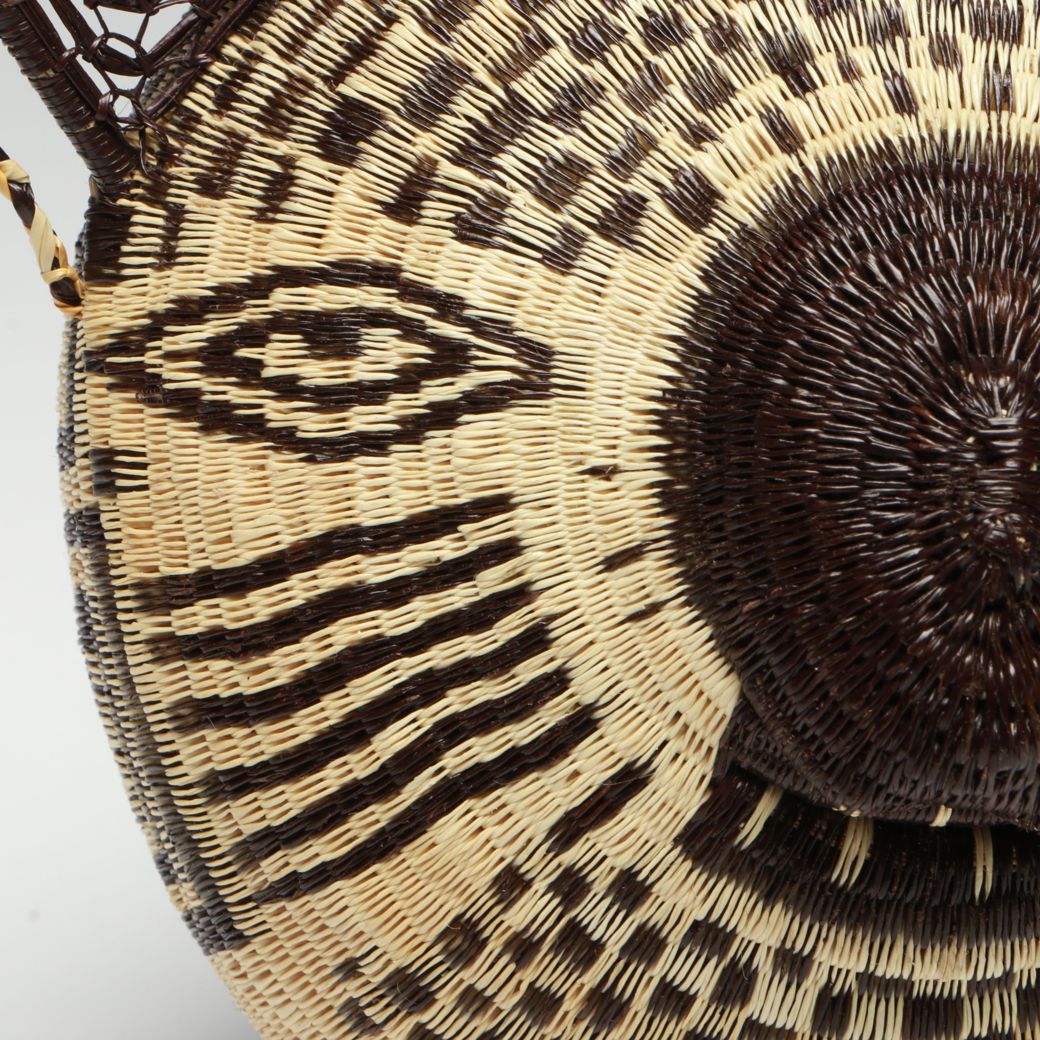 Panamanian Emberá-Wounaan Chunga Fiber Figural Adornments and Basket