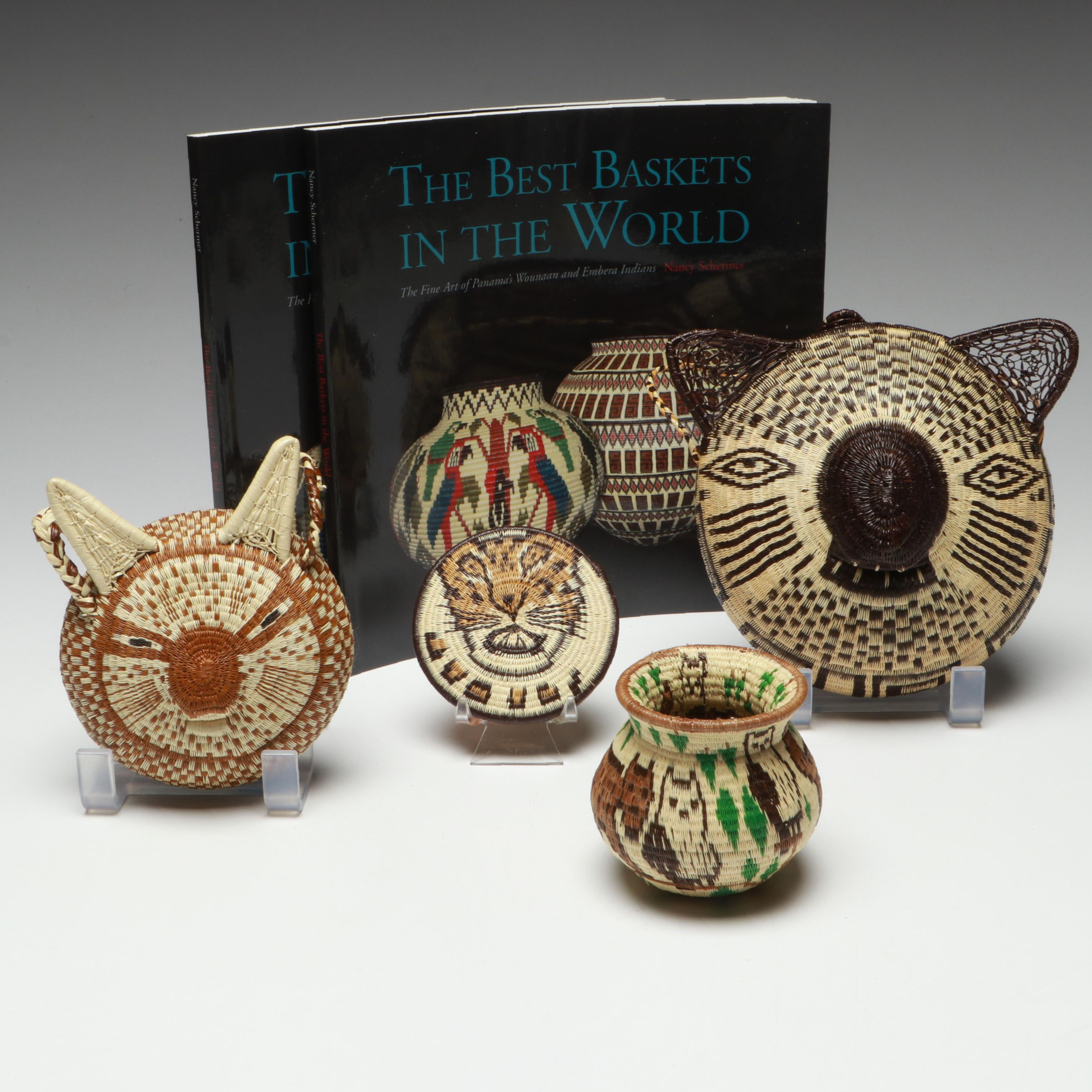 Panamanian Emberá-Wounaan Chunga Fiber Figural Adornments and Basket