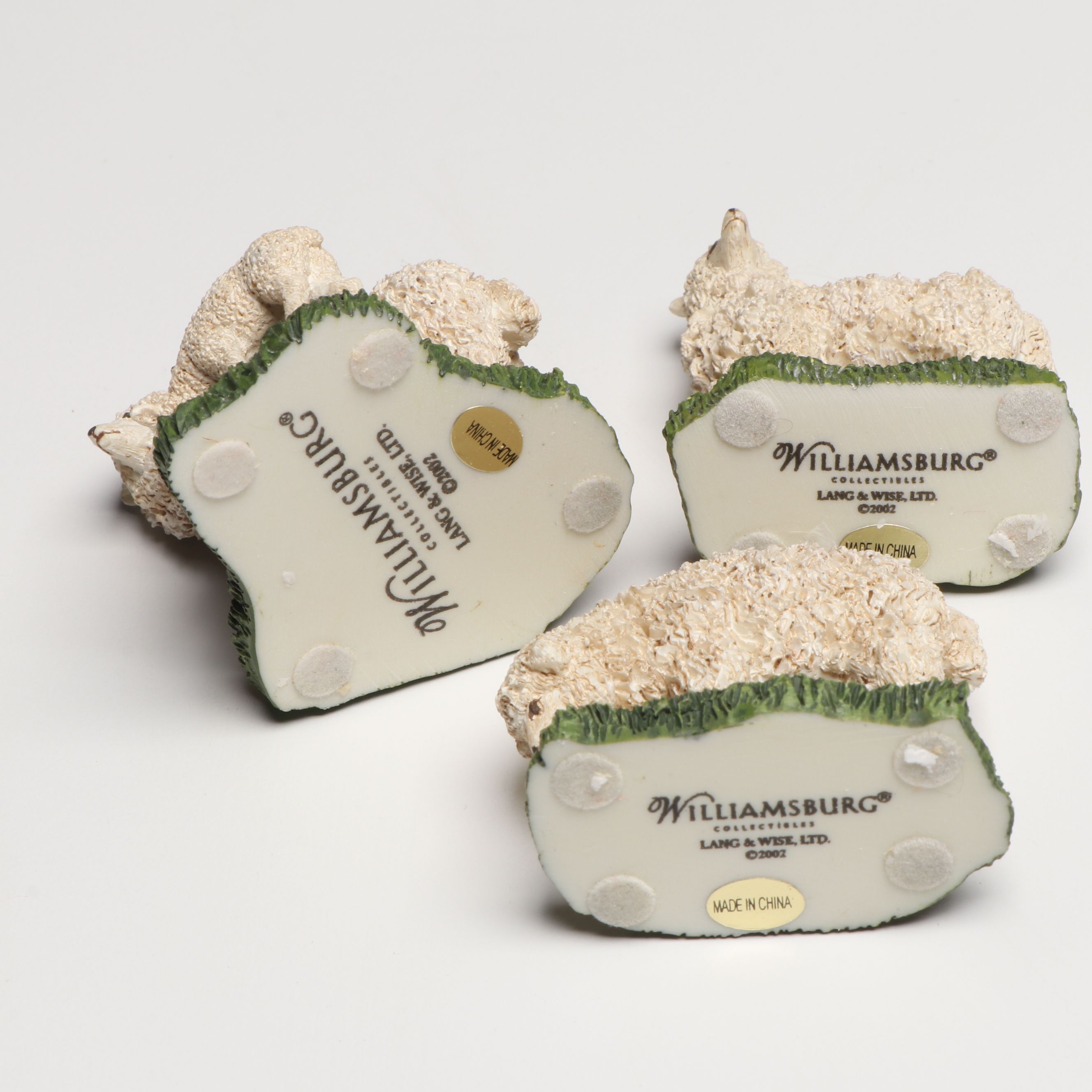 Department 56 "R. Charlton's Coffeehouse" and More Williamsburg Sets