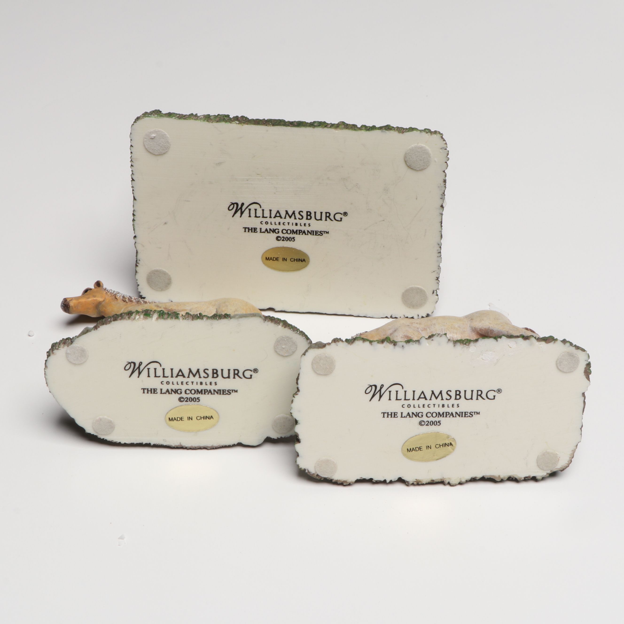 Department 56 "R. Charlton's Coffeehouse" and More Williamsburg Sets