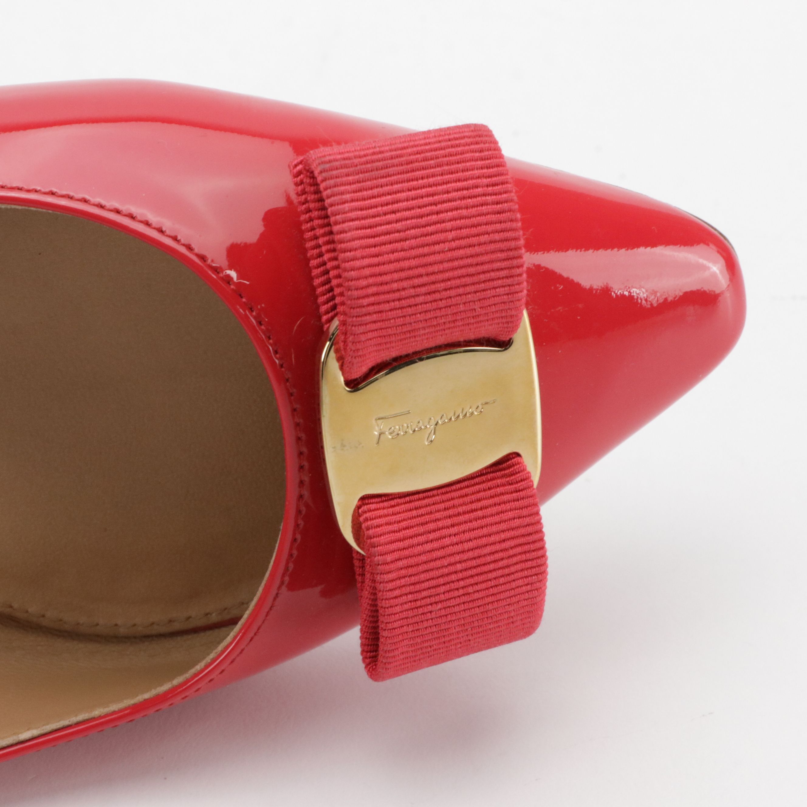 Salvatore Ferragamo Emy Flats in Pamplona Patent Leather with Box