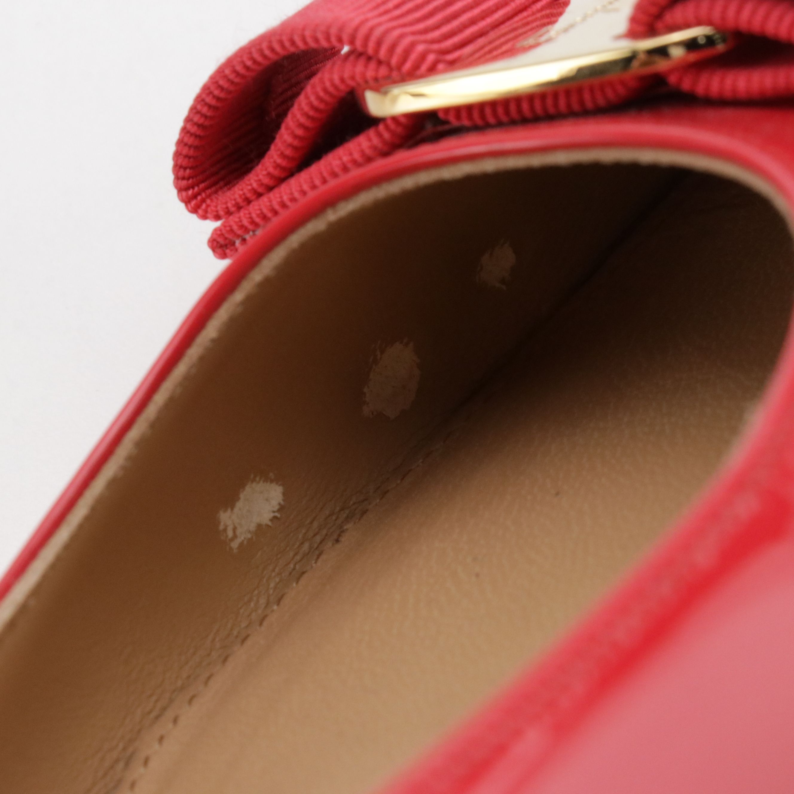 Salvatore Ferragamo Emy Flats in Pamplona Patent Leather with Box