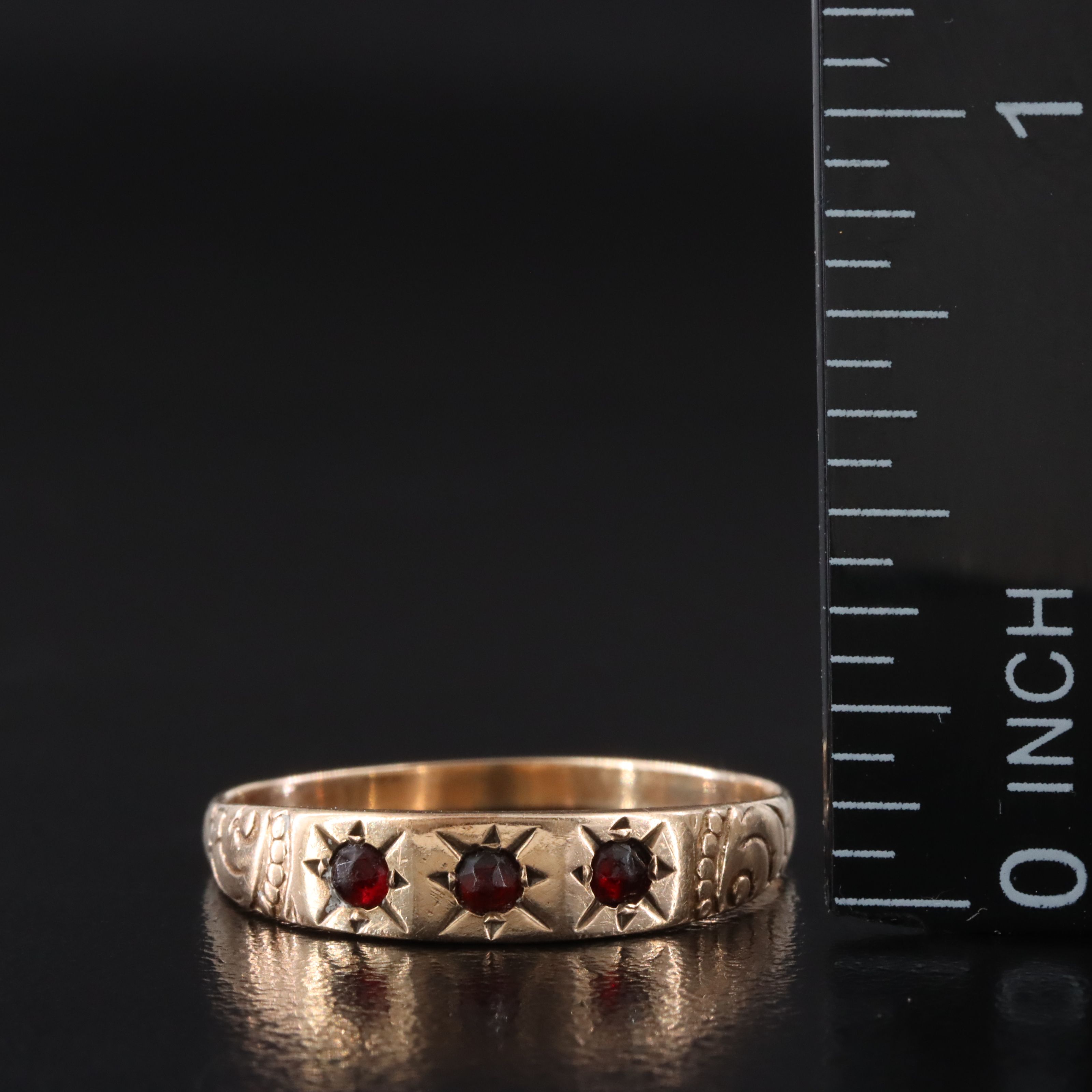Victorian 9K Garnet Ring