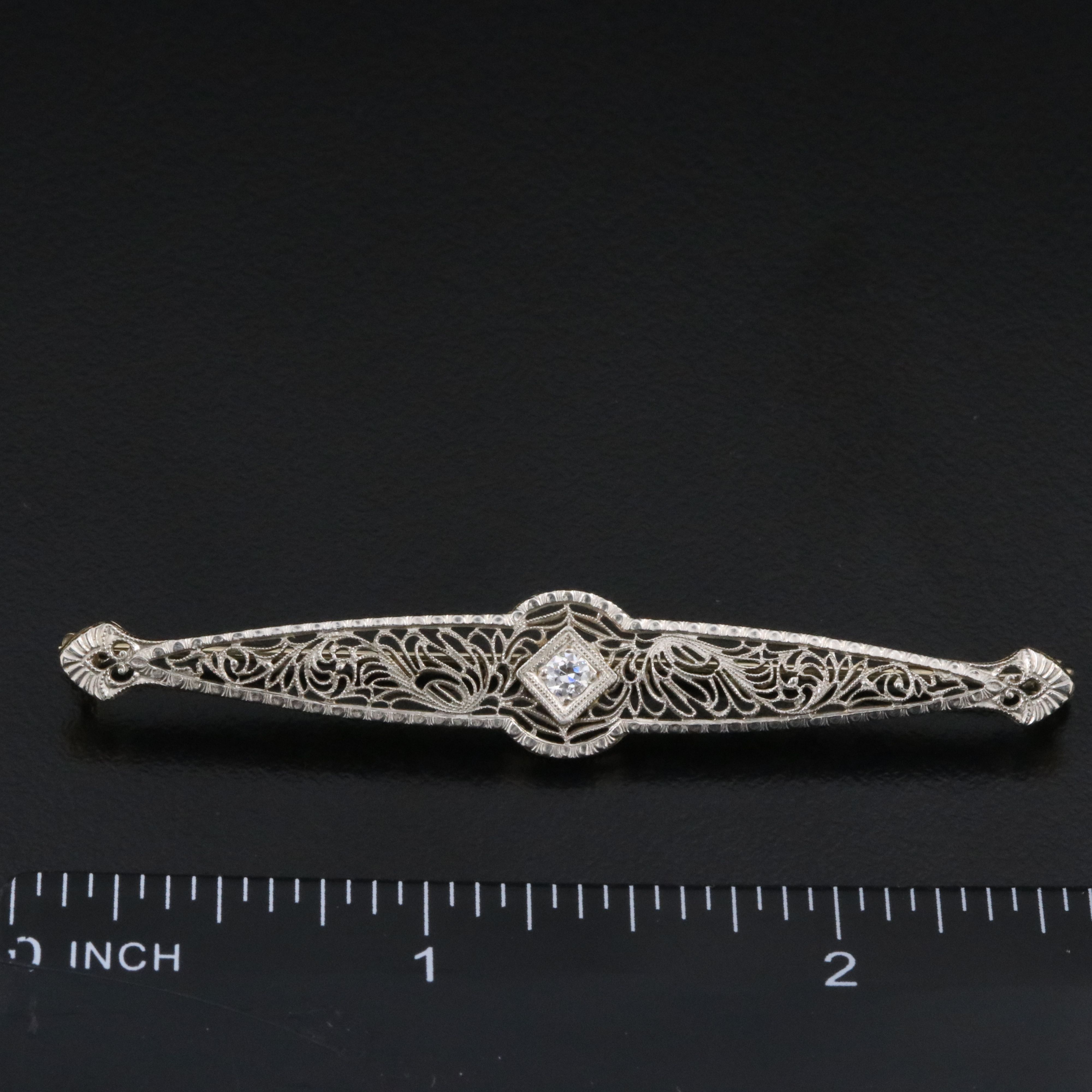 Edwardian Platinum 0.08 CT Diamond Brooch