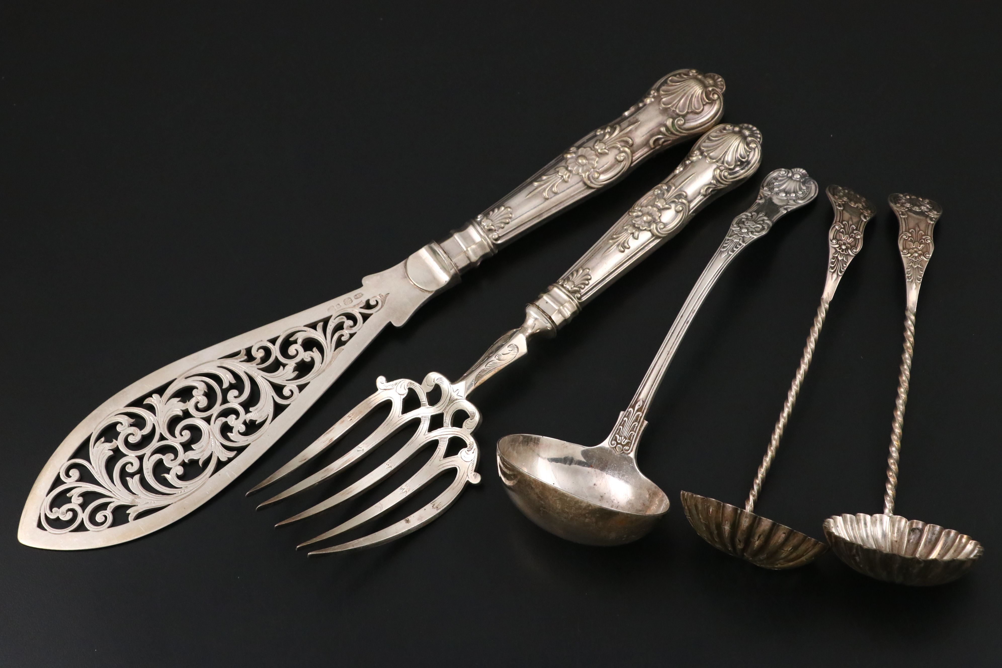 Reed & Barton and European "Kings" Sterling Silver Flatware (Approx. 118 Pieces)