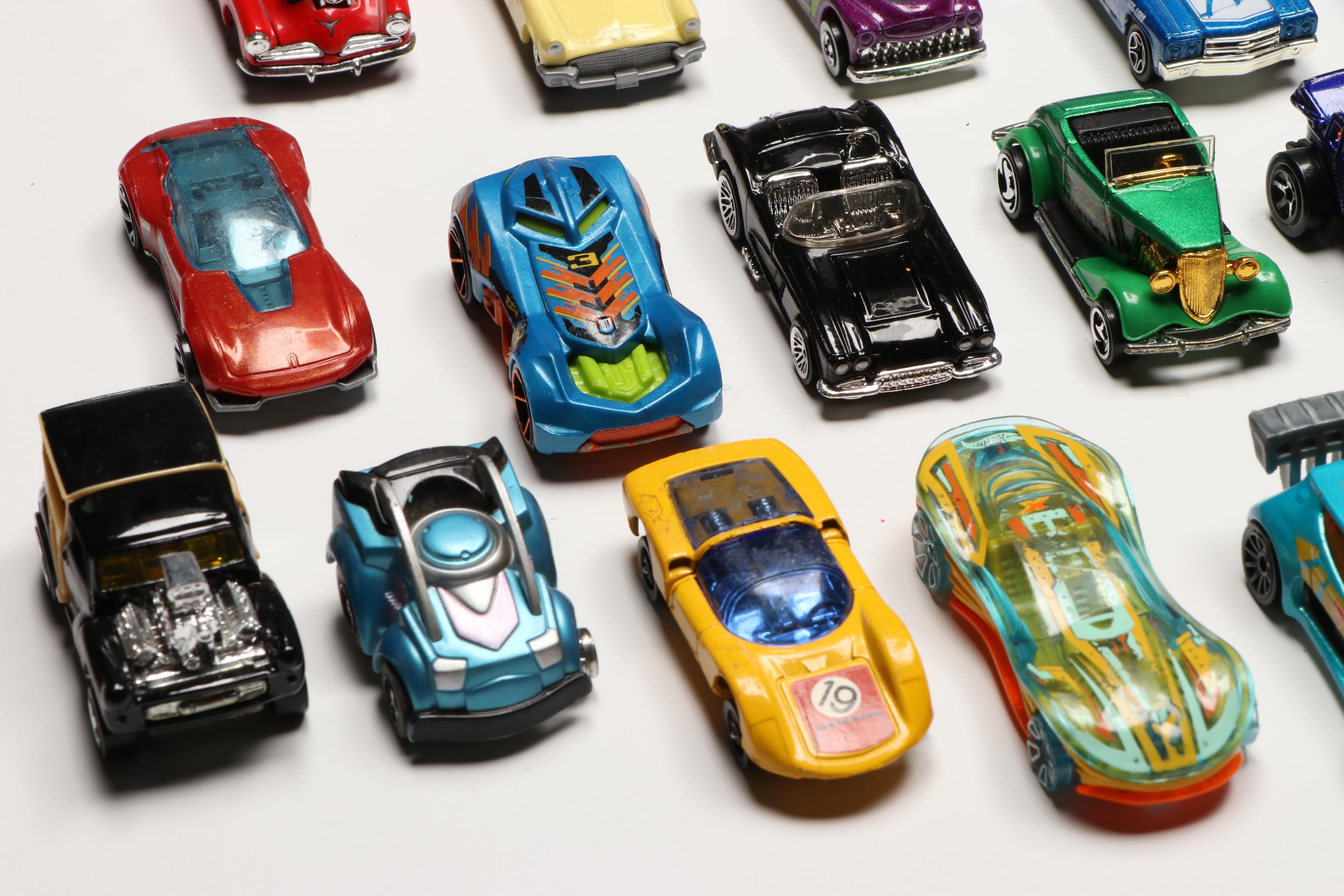 Hot Wheels, Matchbox, Maisto, and More Toy and Diecast Cars