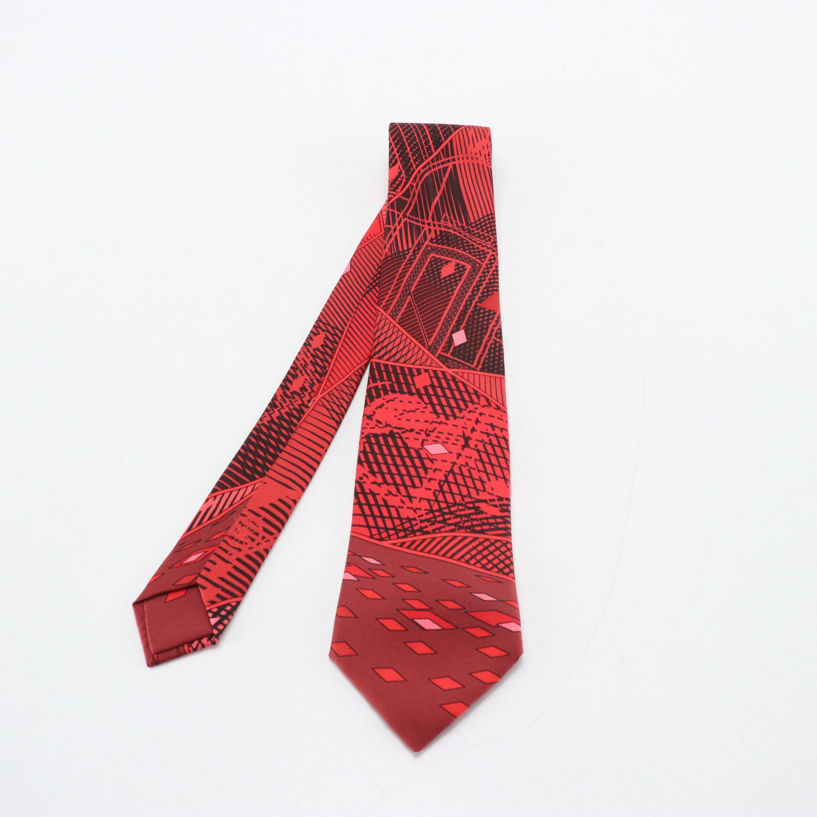 Hermès Scarf Necktie in Geometric Pattern Silk Twill with Gift Box