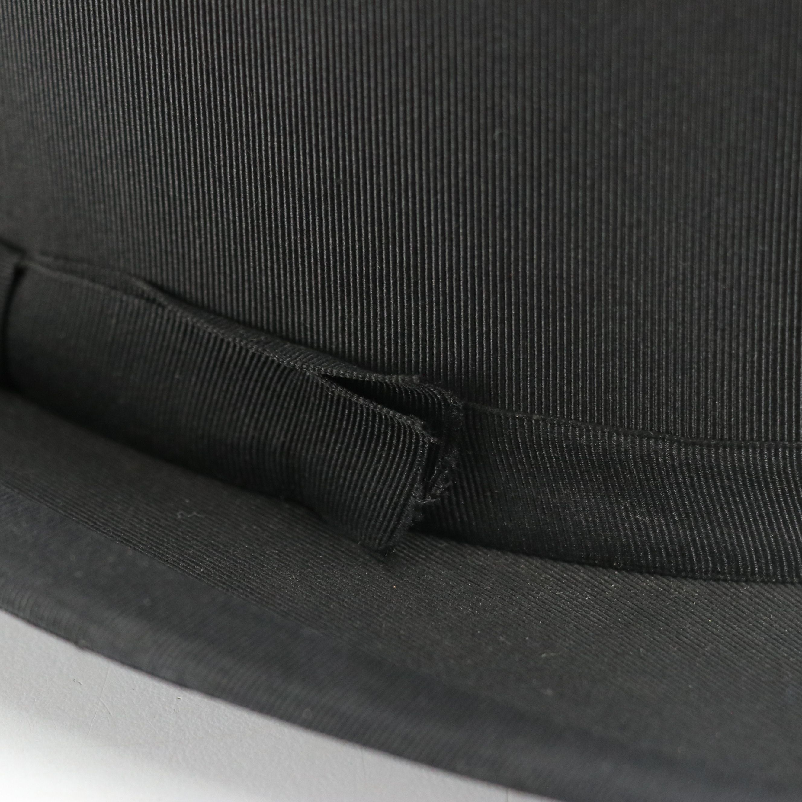 Pogue Vintage Collapsible Top Hat in Box