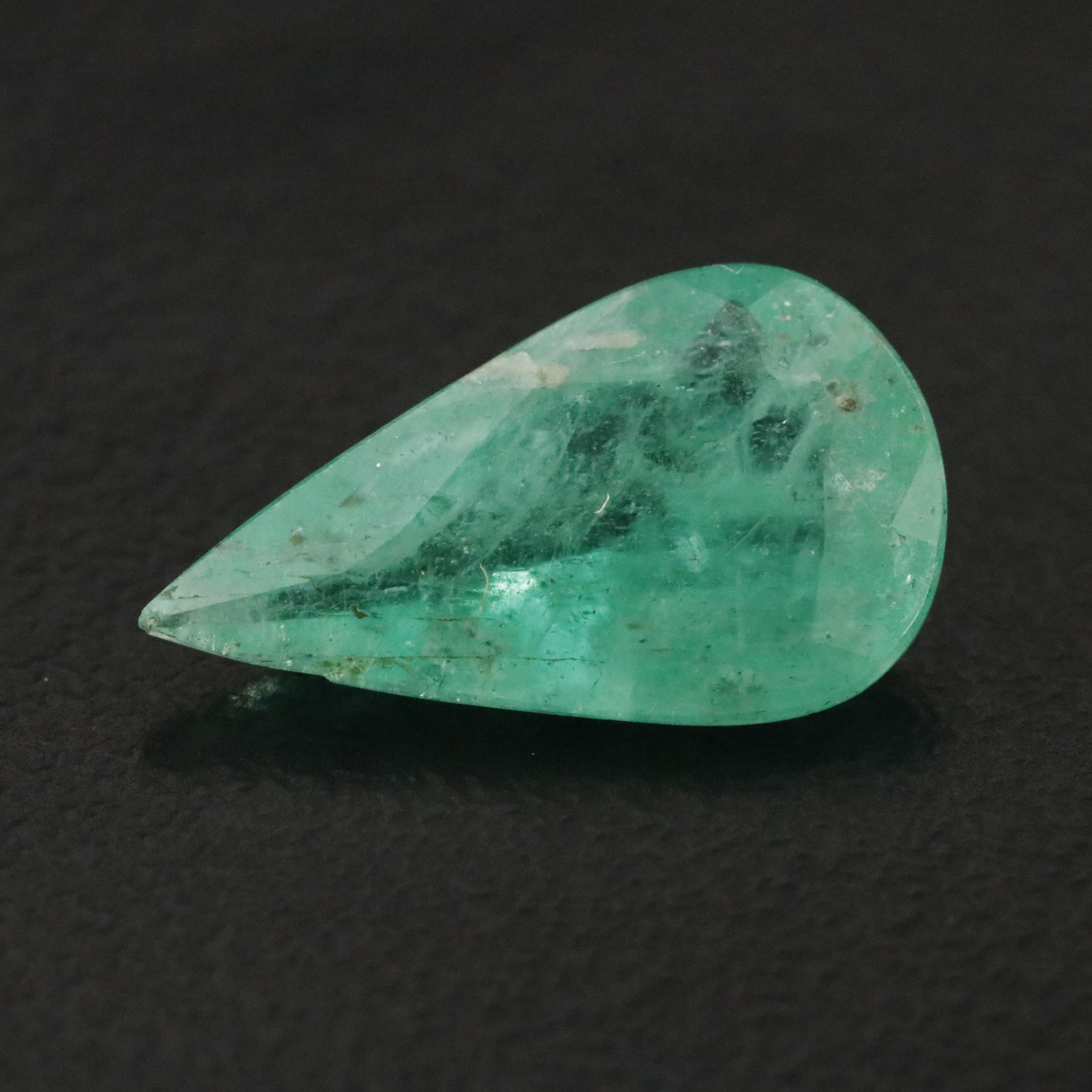 Loose 1.77 CT Emerald