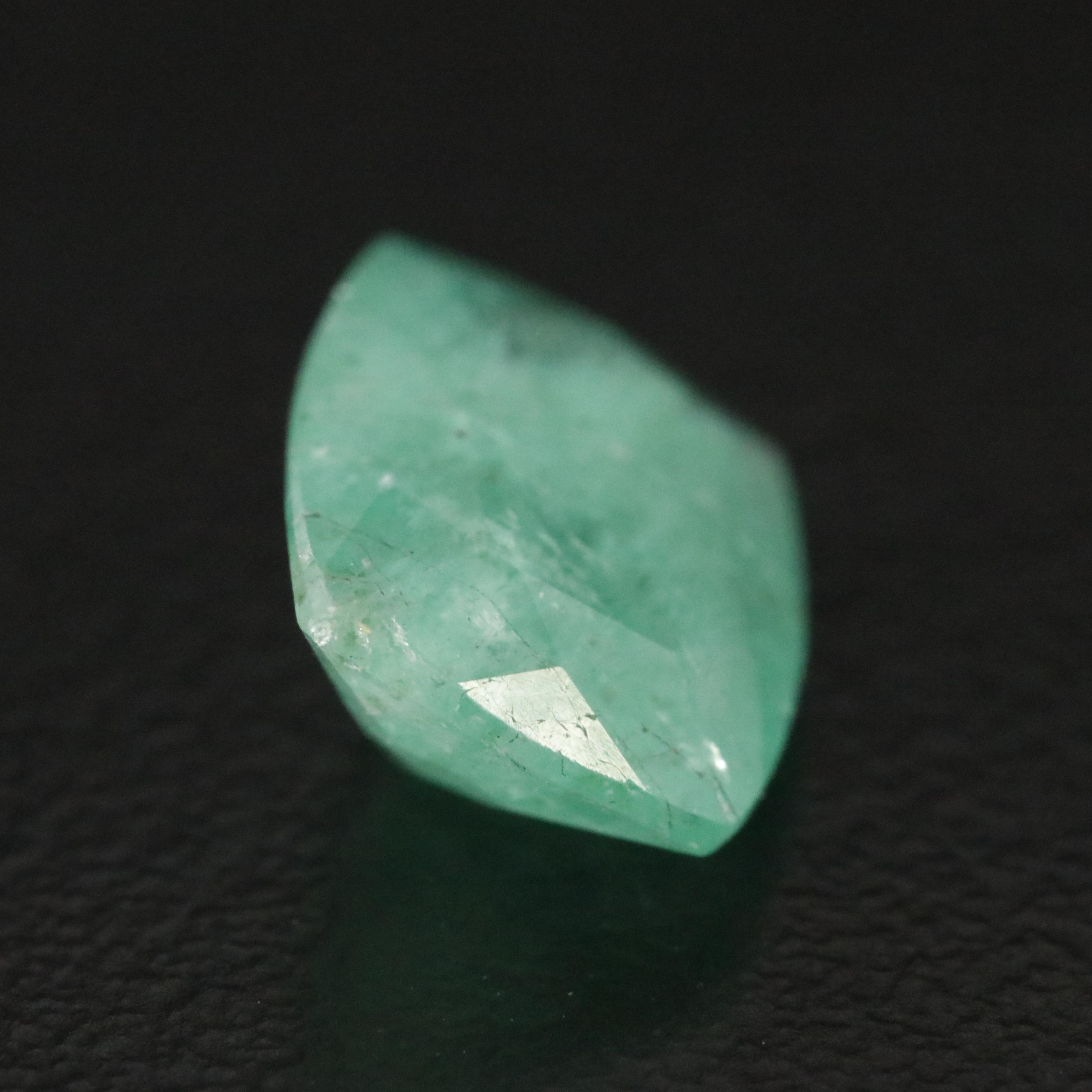 Loose 2.51 CT Emerald