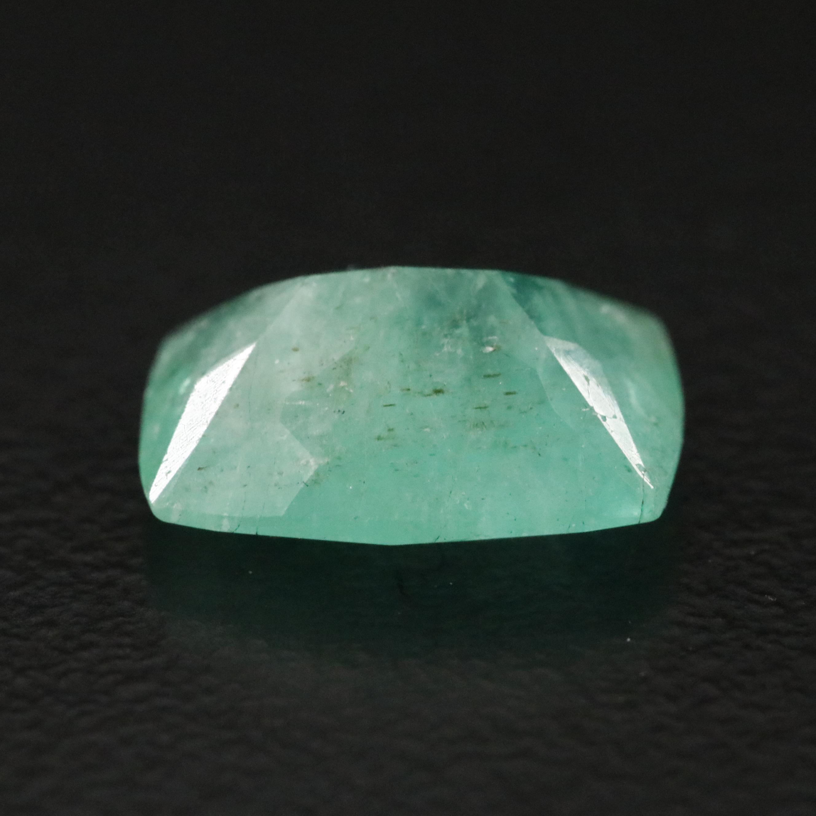 Loose 2.51 CT Emerald