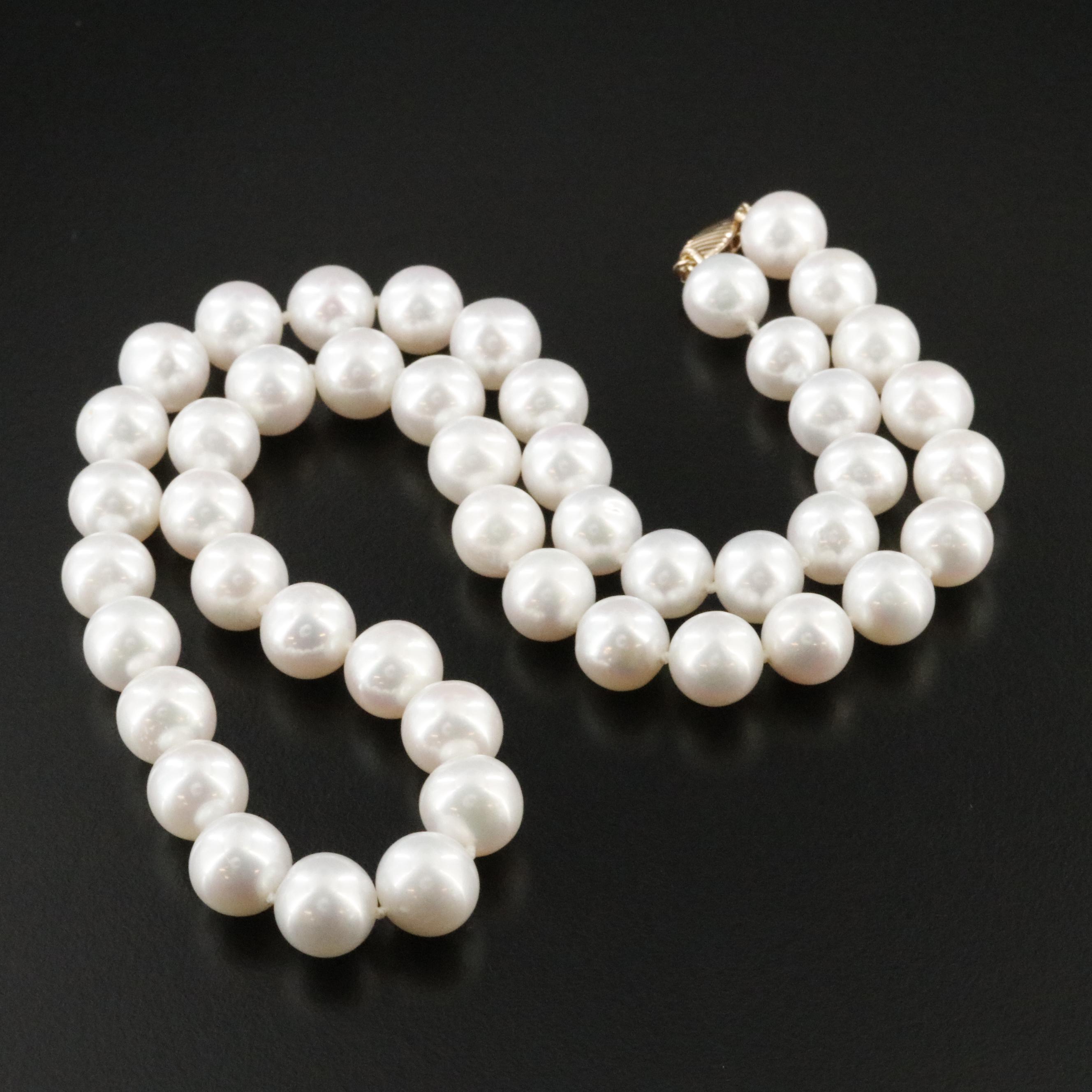 Pearl Necklace with 14K Clasp